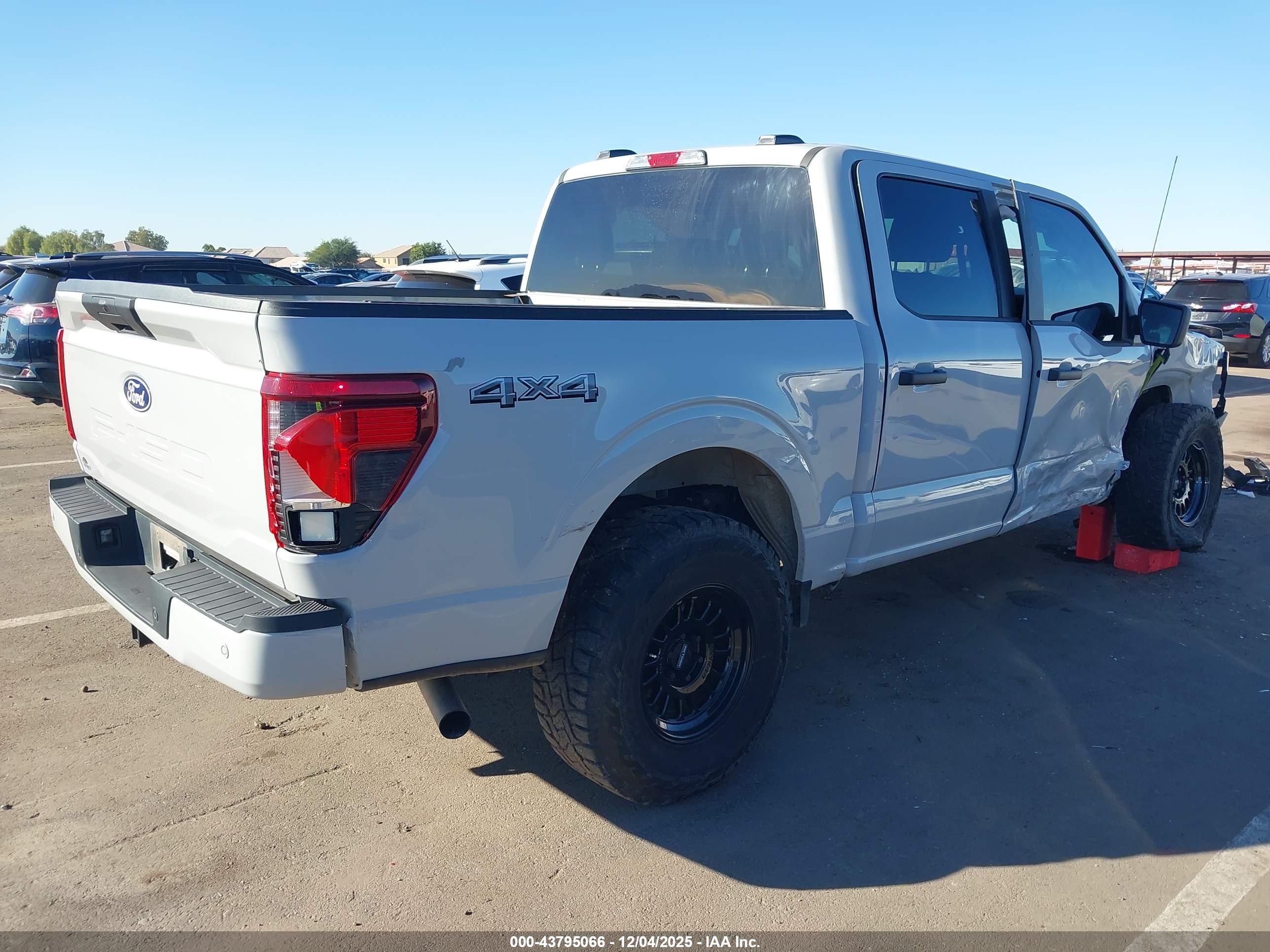 FORD F-150 image 4