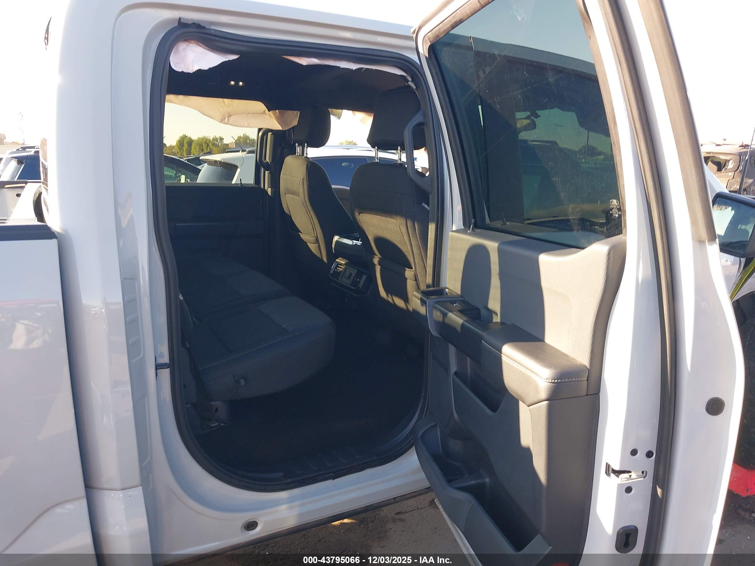 FORD F-150 image 8