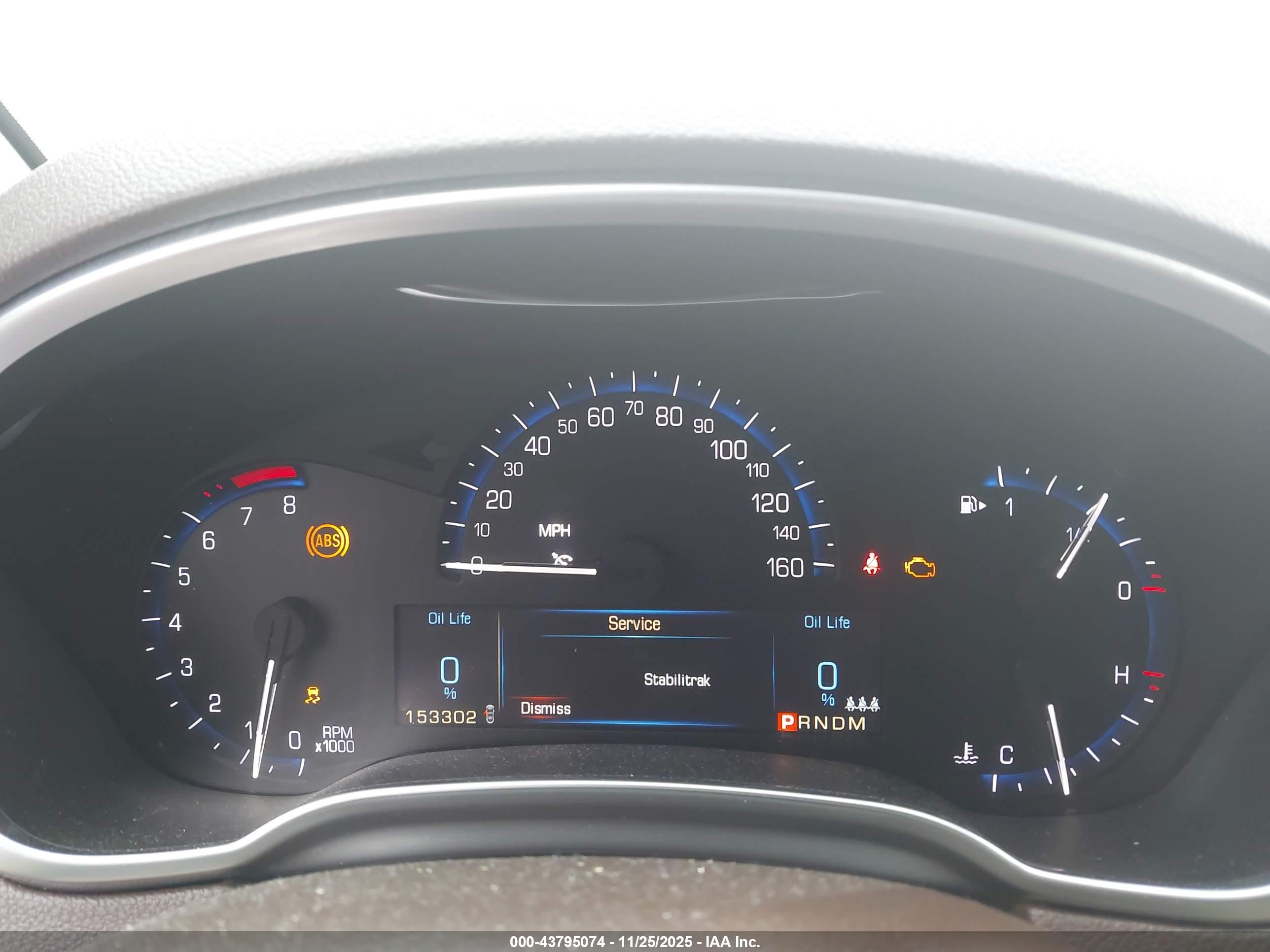 CADILLAC SRX image 7