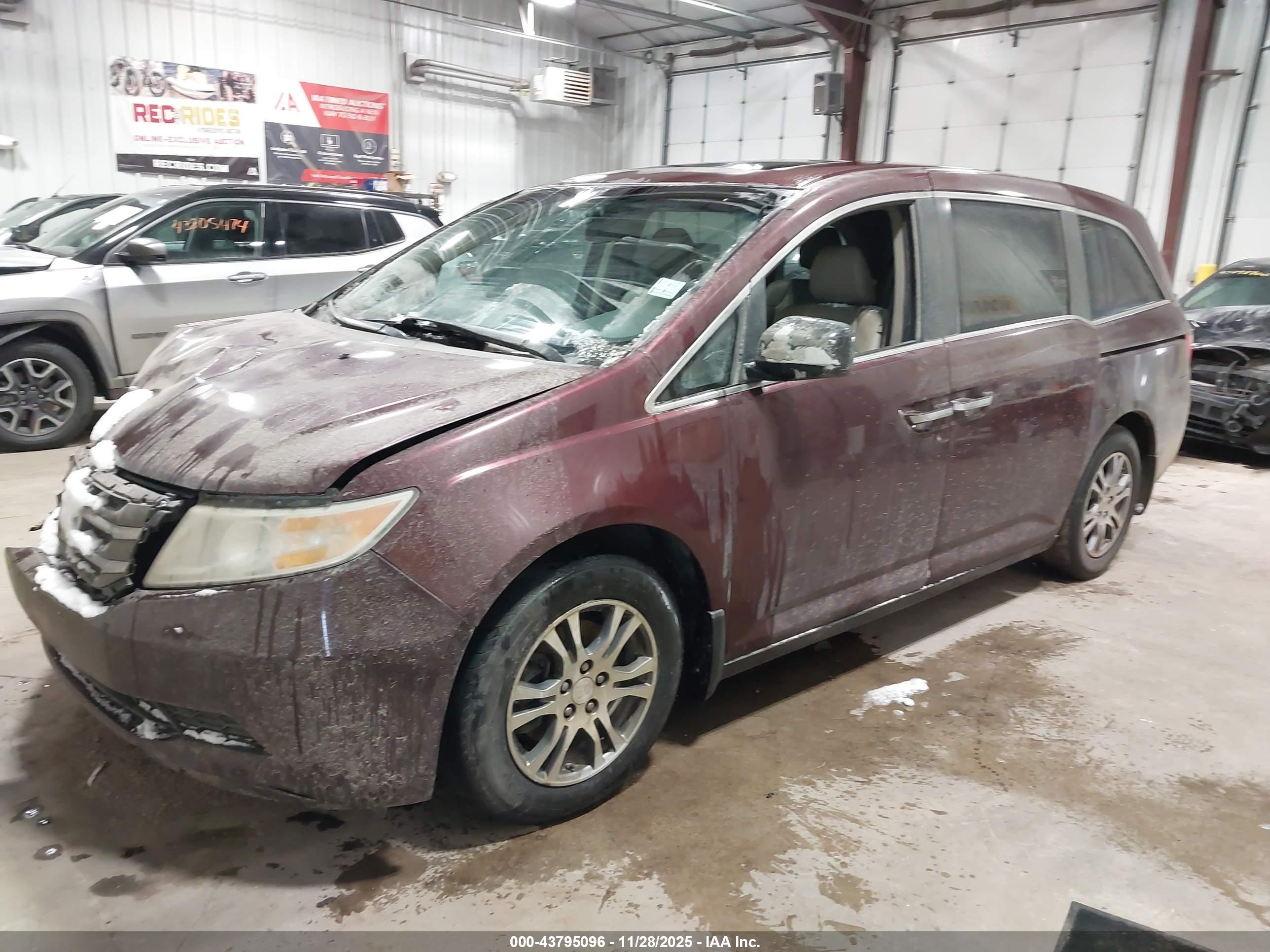 HONDA ODYSSEY image 2