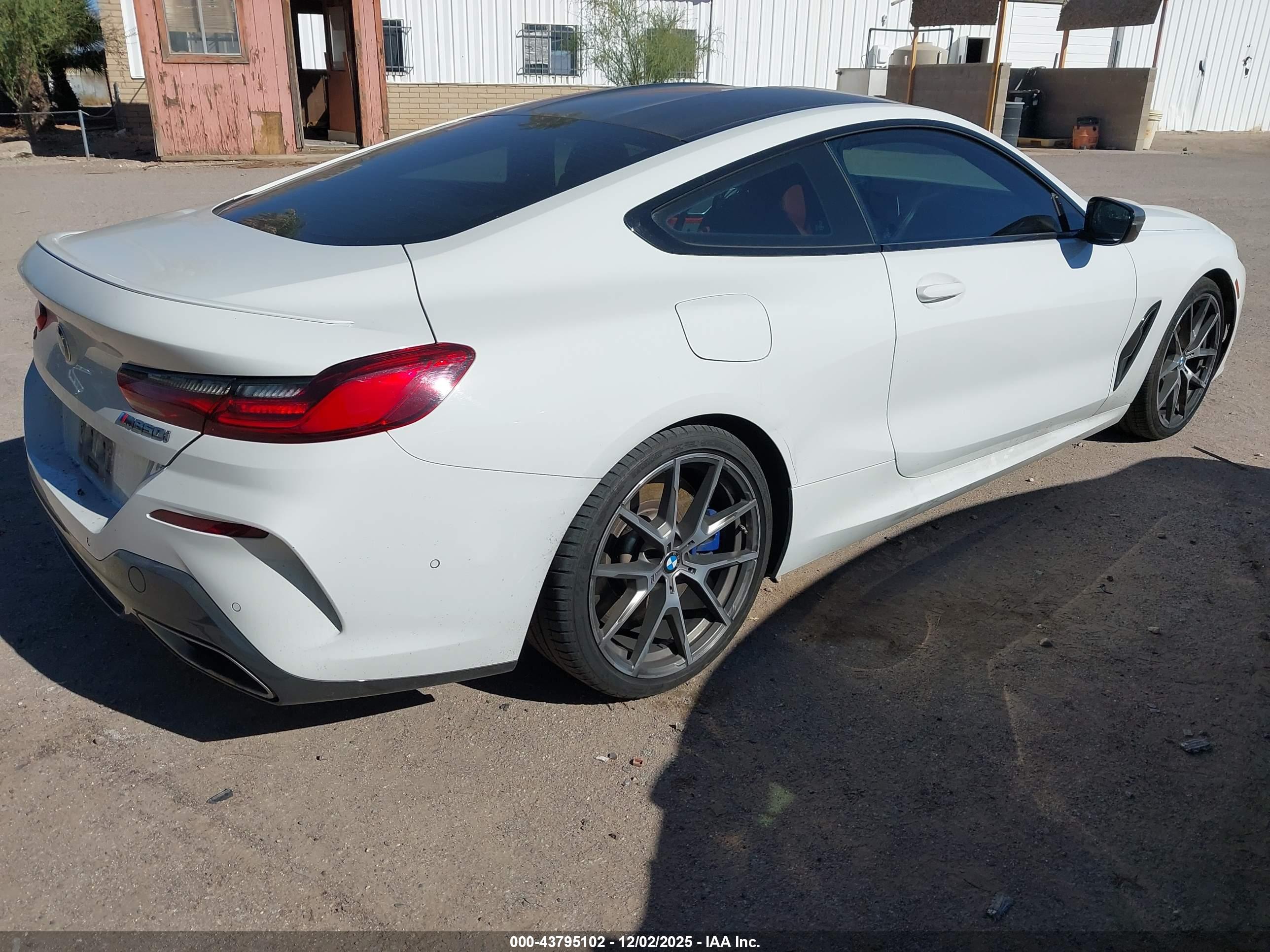 BMW M850I image 4