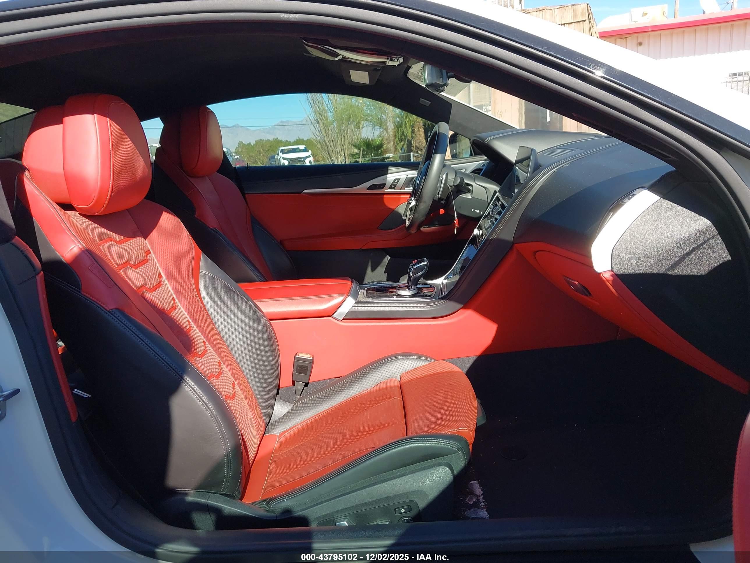BMW M850I image 5