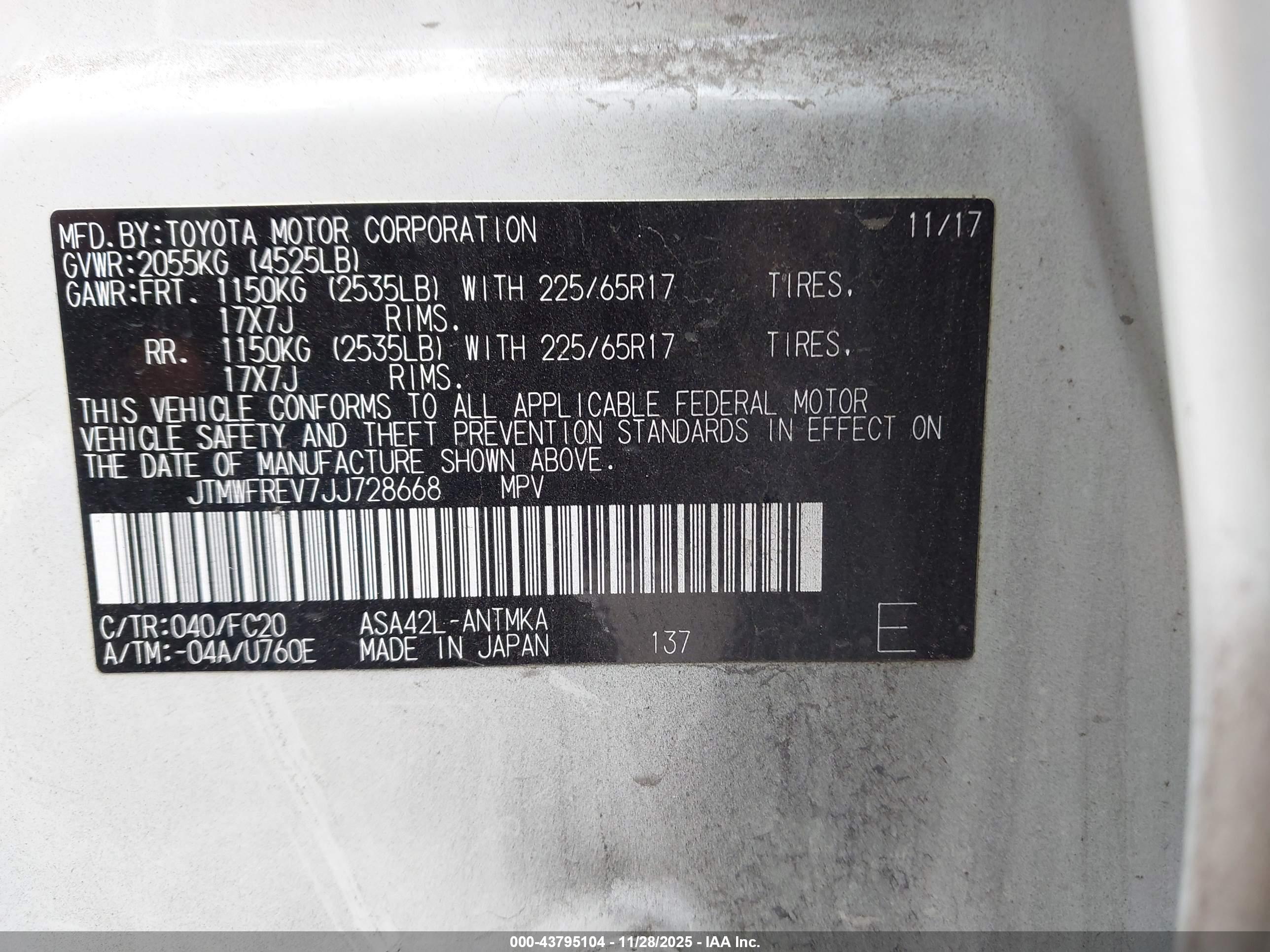 TOYOTA RAV4 image 9