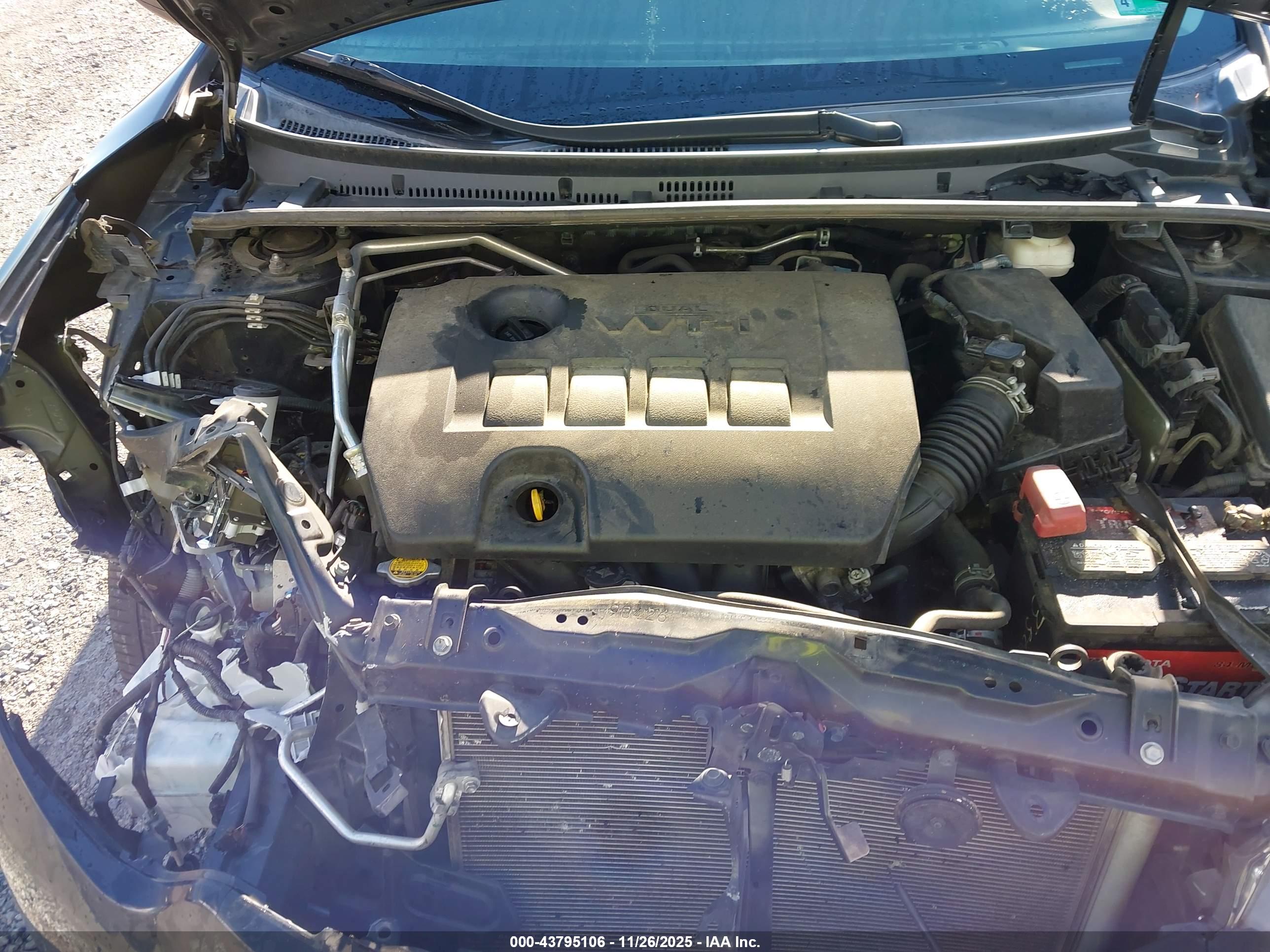 TOYOTA COROLLA image 10