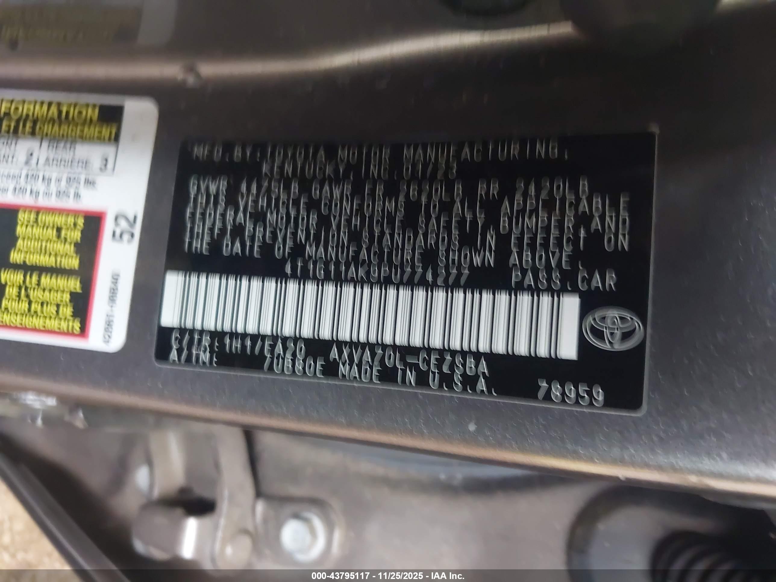 TOYOTA CAMRY image 9