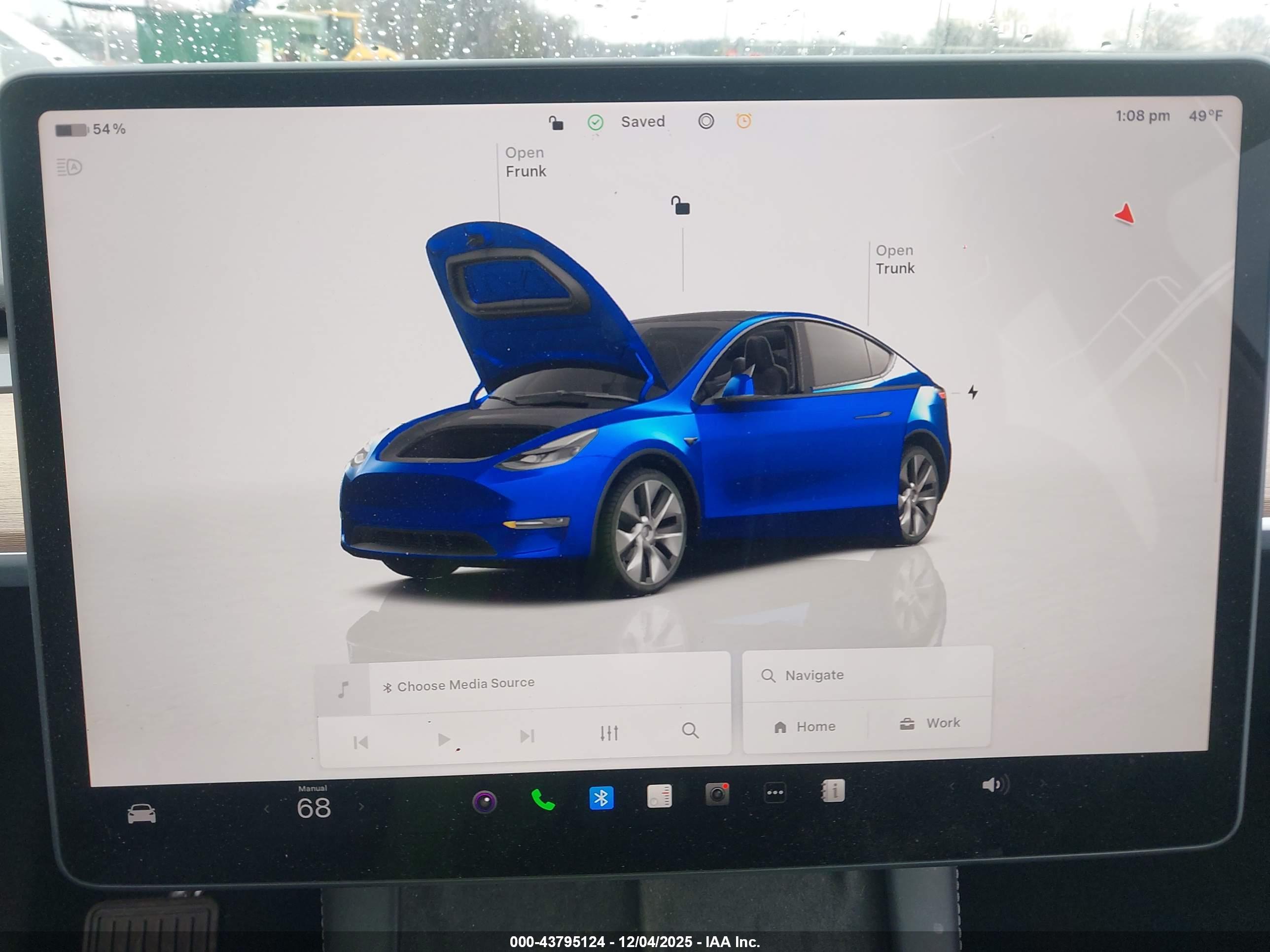 TESLA MODEL image 7