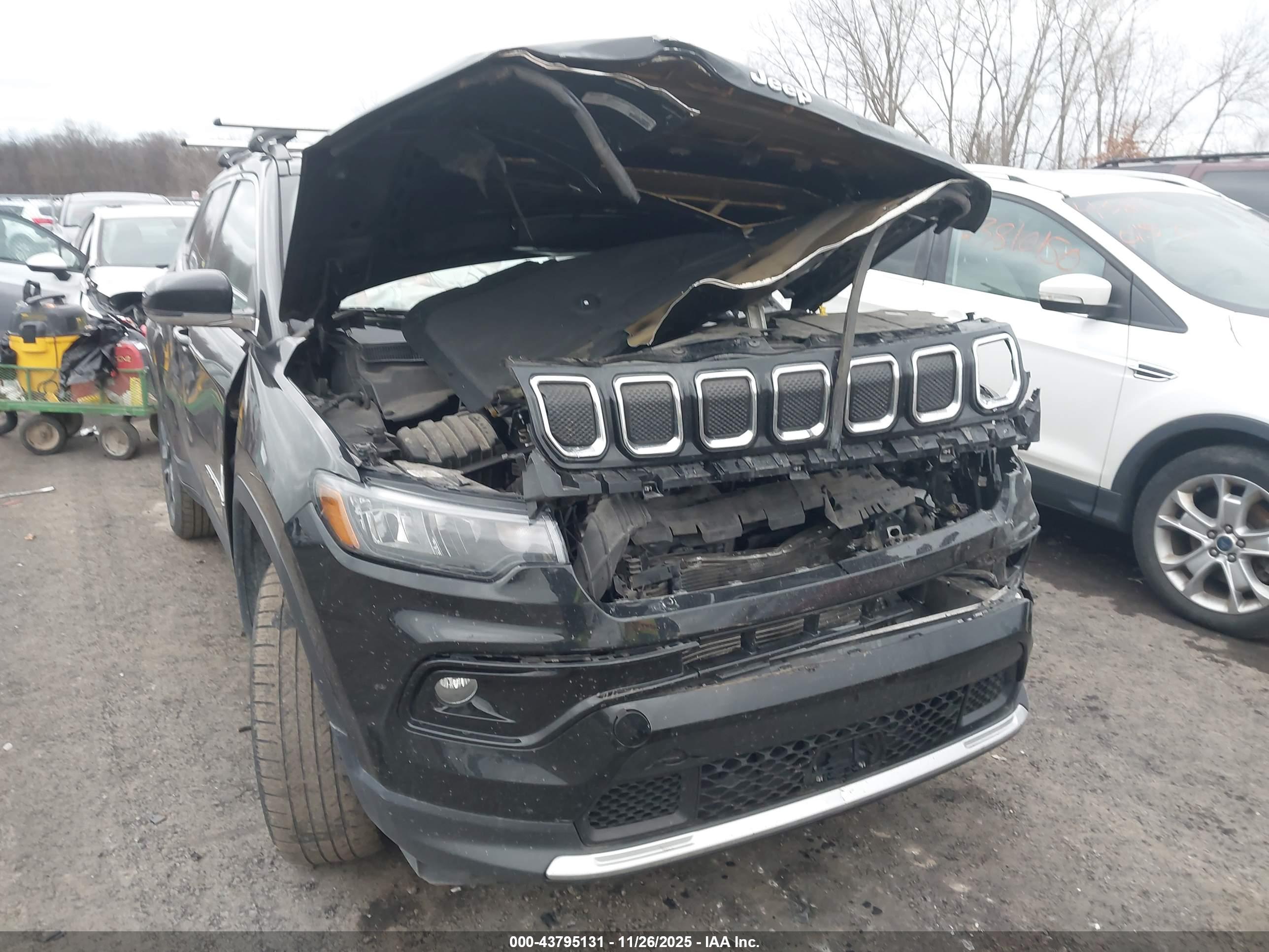 JEEP COMPASS image 6