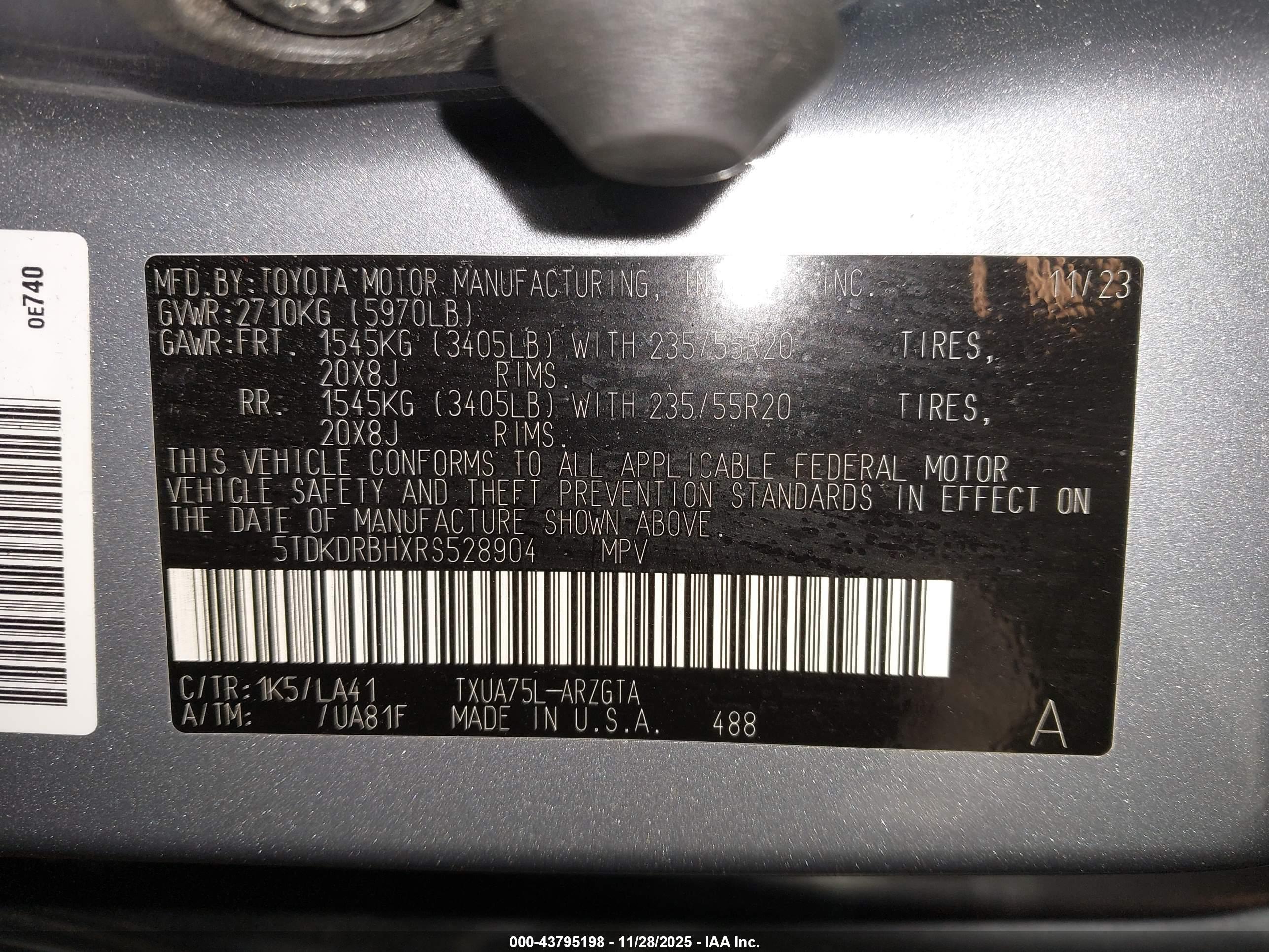 TOYOTA HIGHLANDER image 9