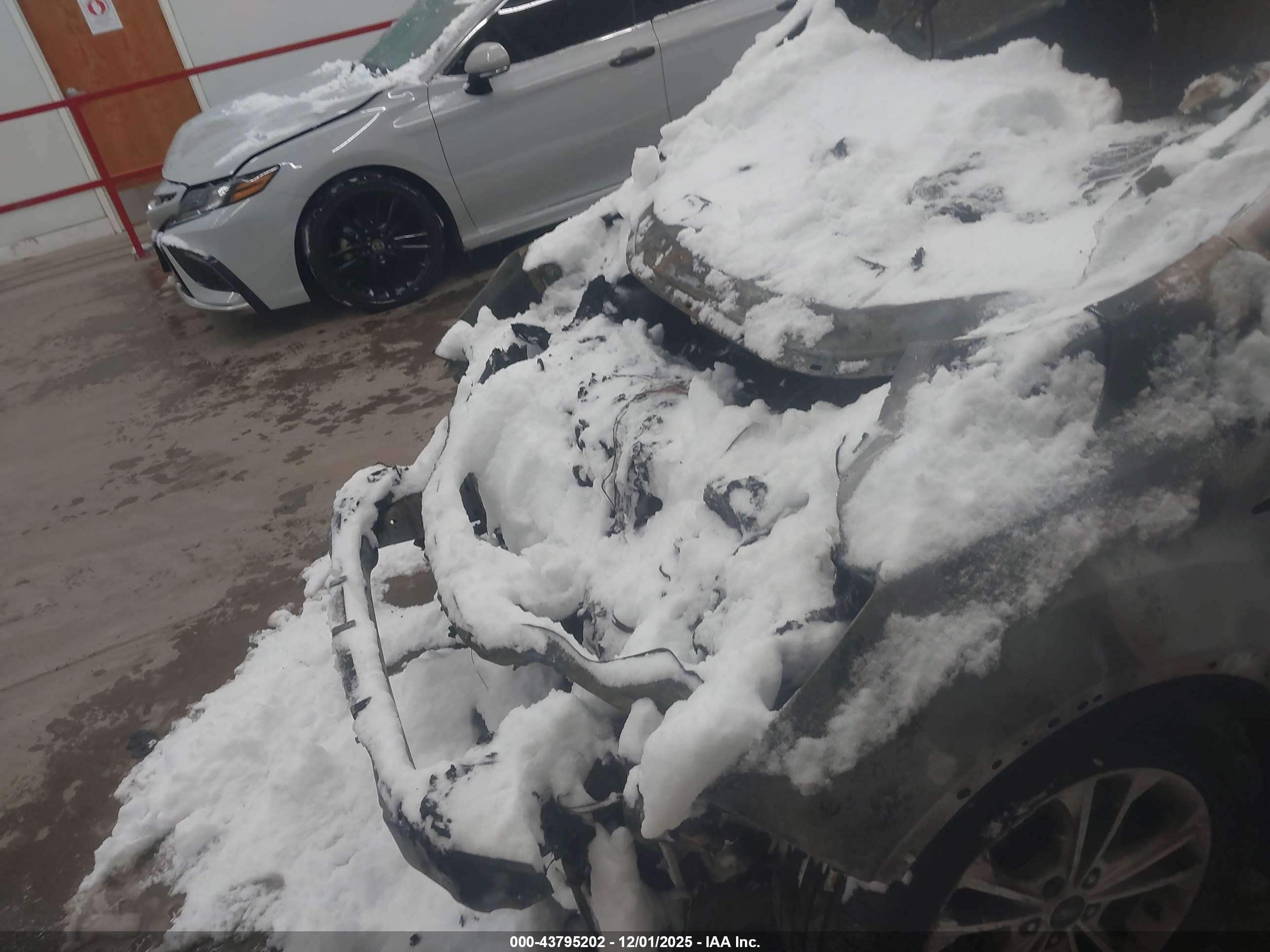 FORD ESCAPE image 6