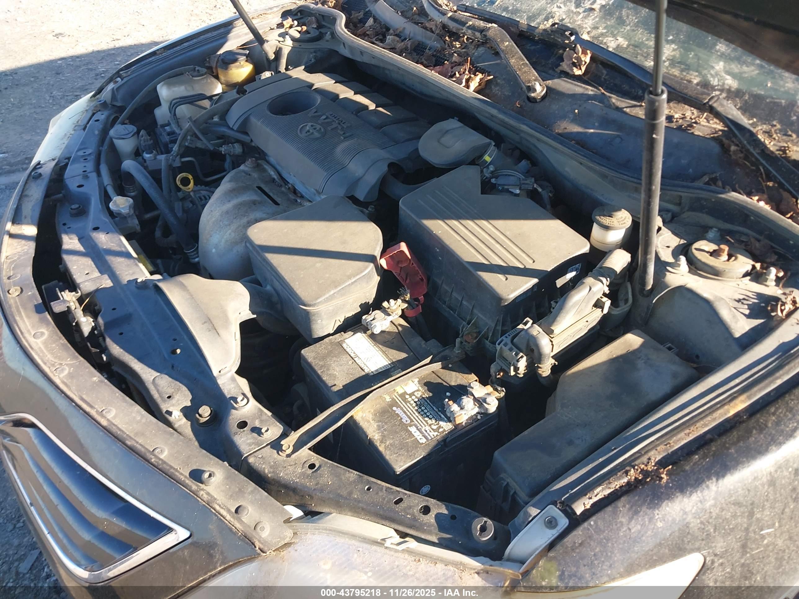 TOYOTA CAMRY image 6