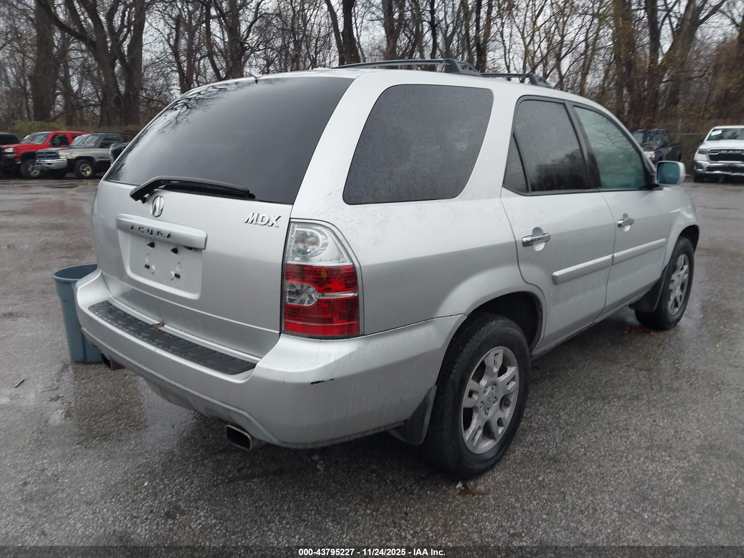 ACURA MDX image 4