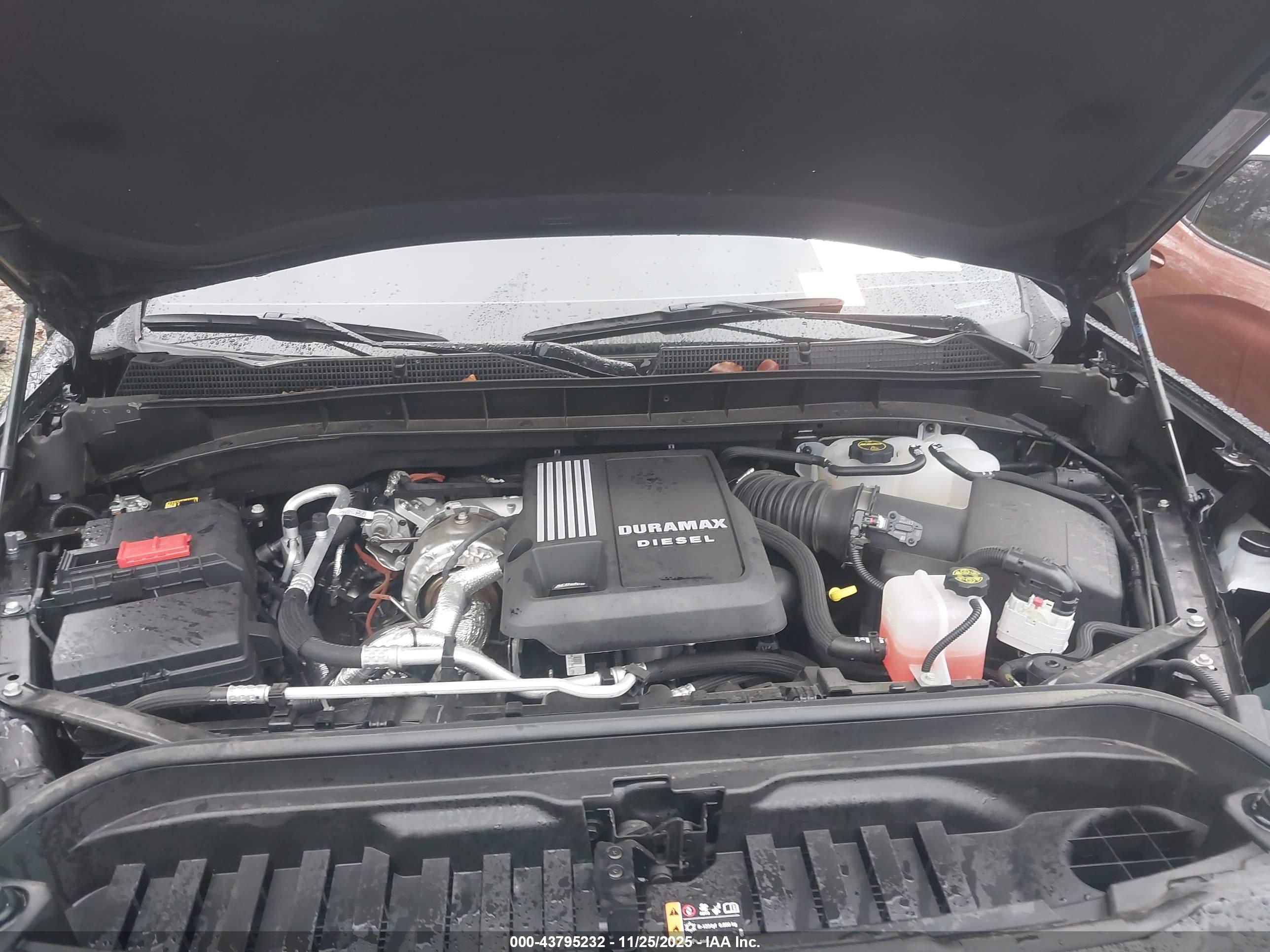 GMC SIERRA image 10