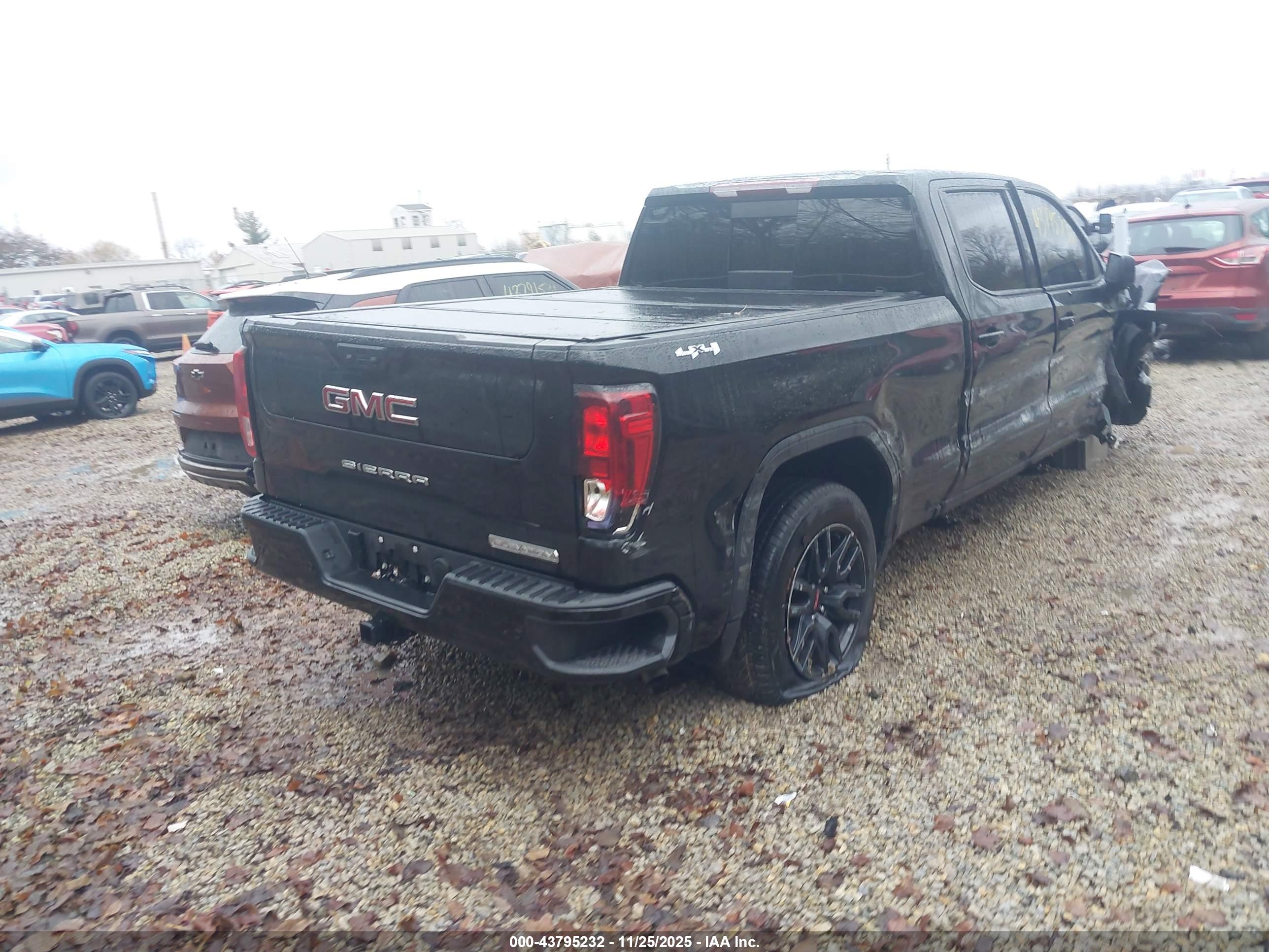GMC SIERRA image 4