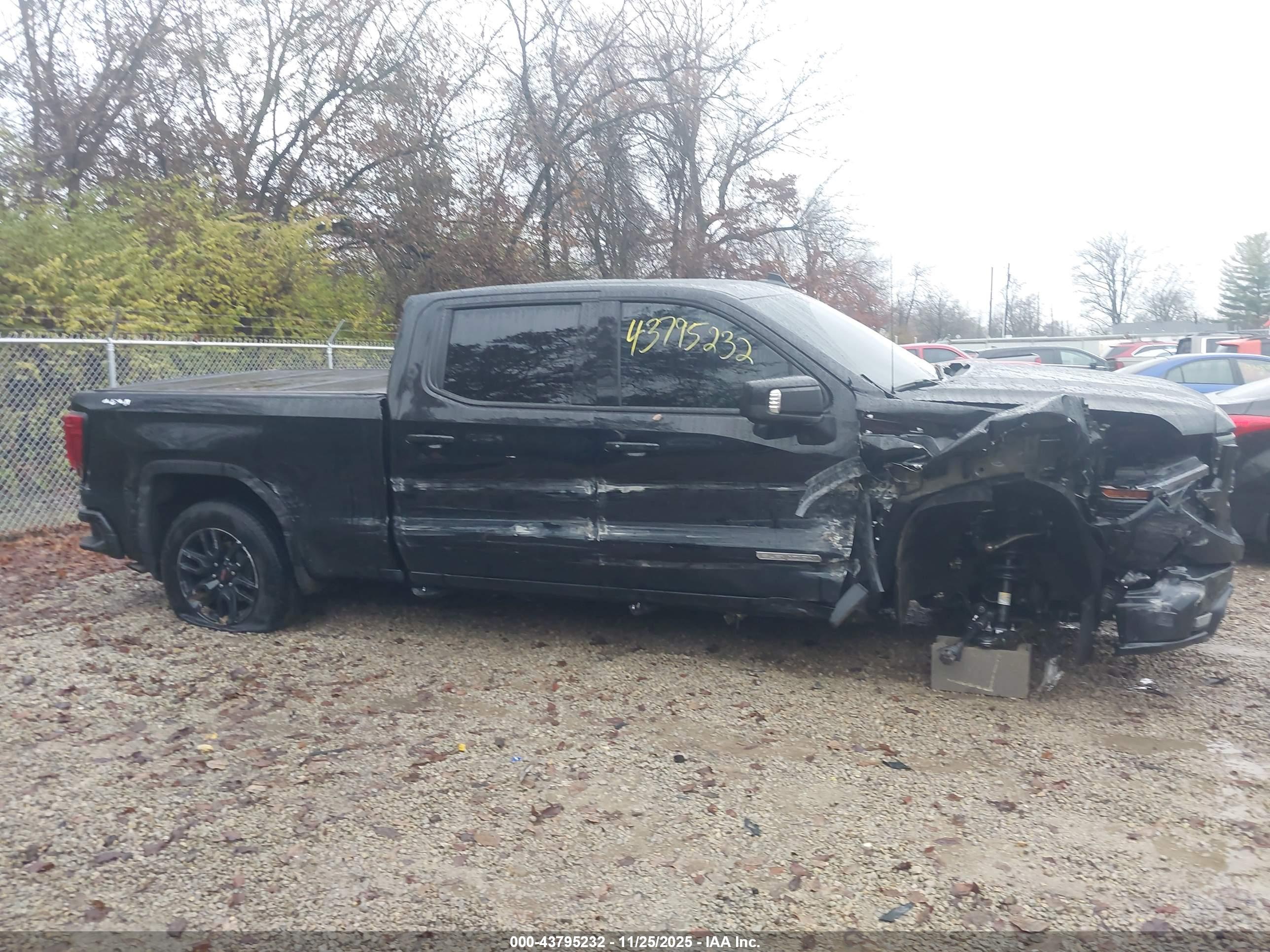GMC SIERRA image 6