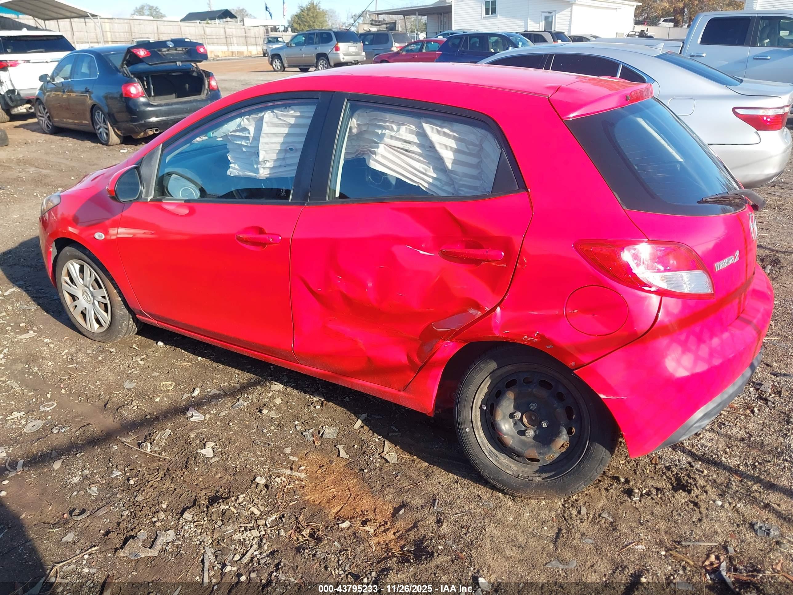 MAZDA MAZDA2 image 3