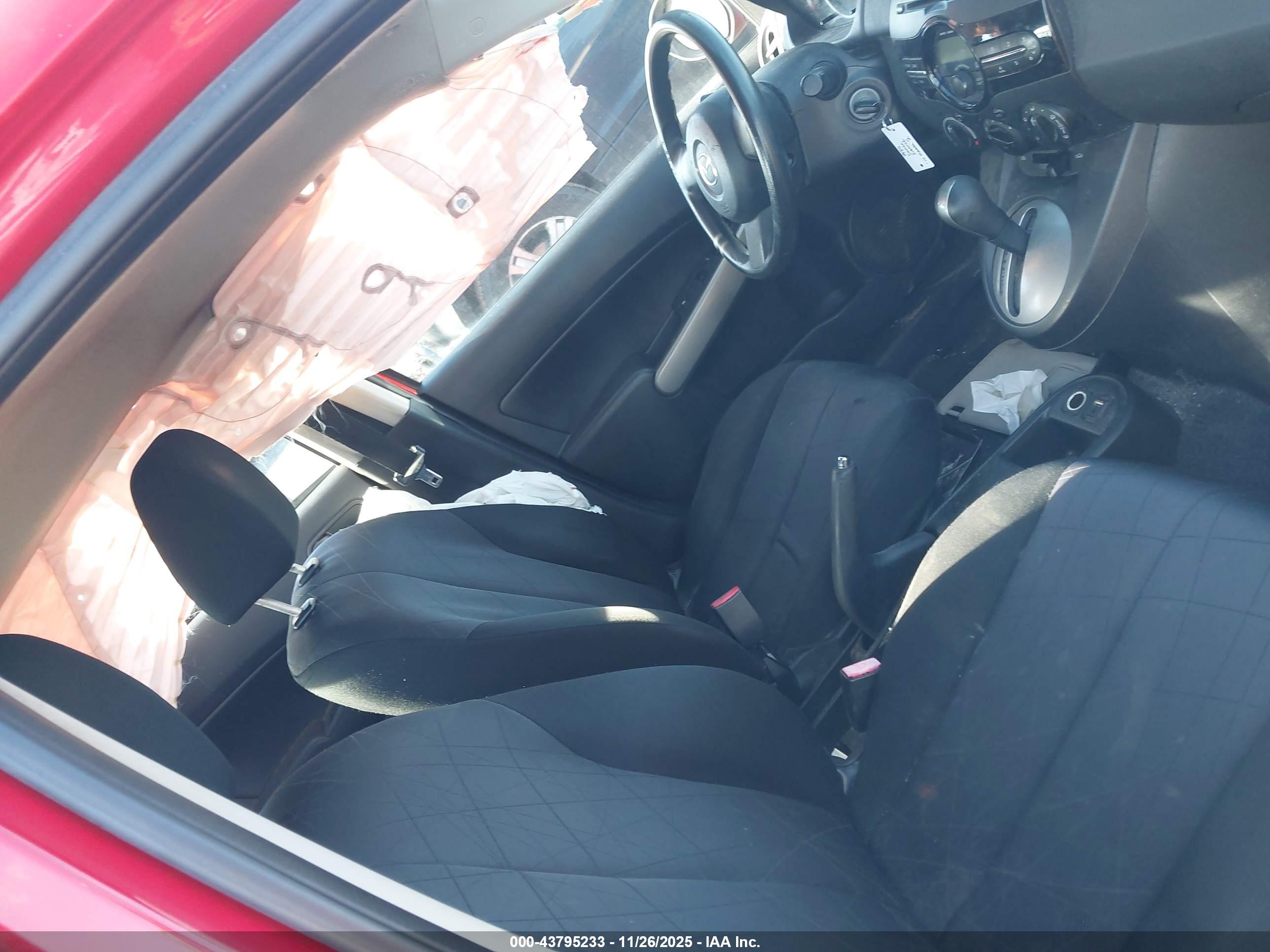 MAZDA MAZDA2 image 5