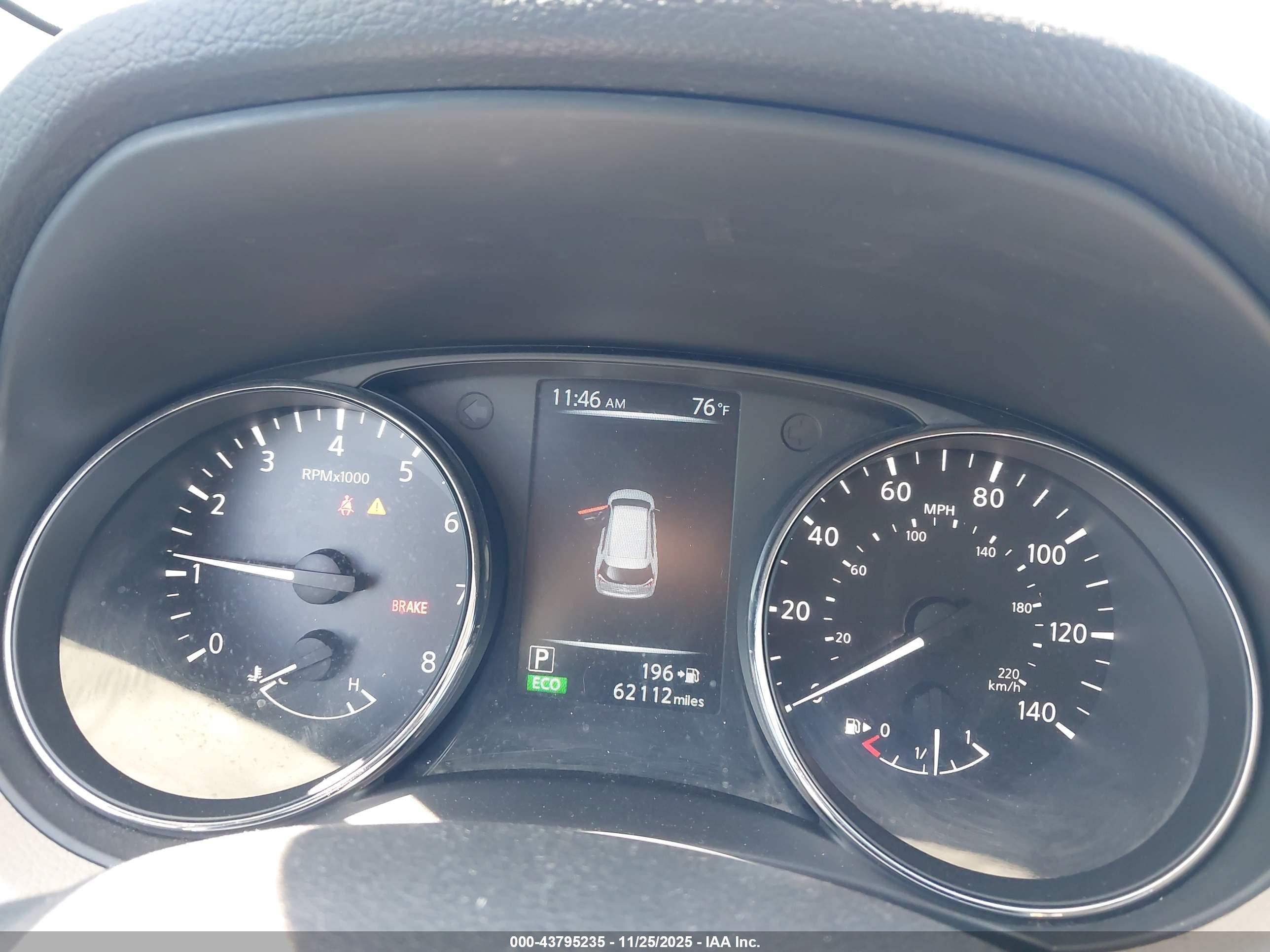 NISSAN ROGUE image 7