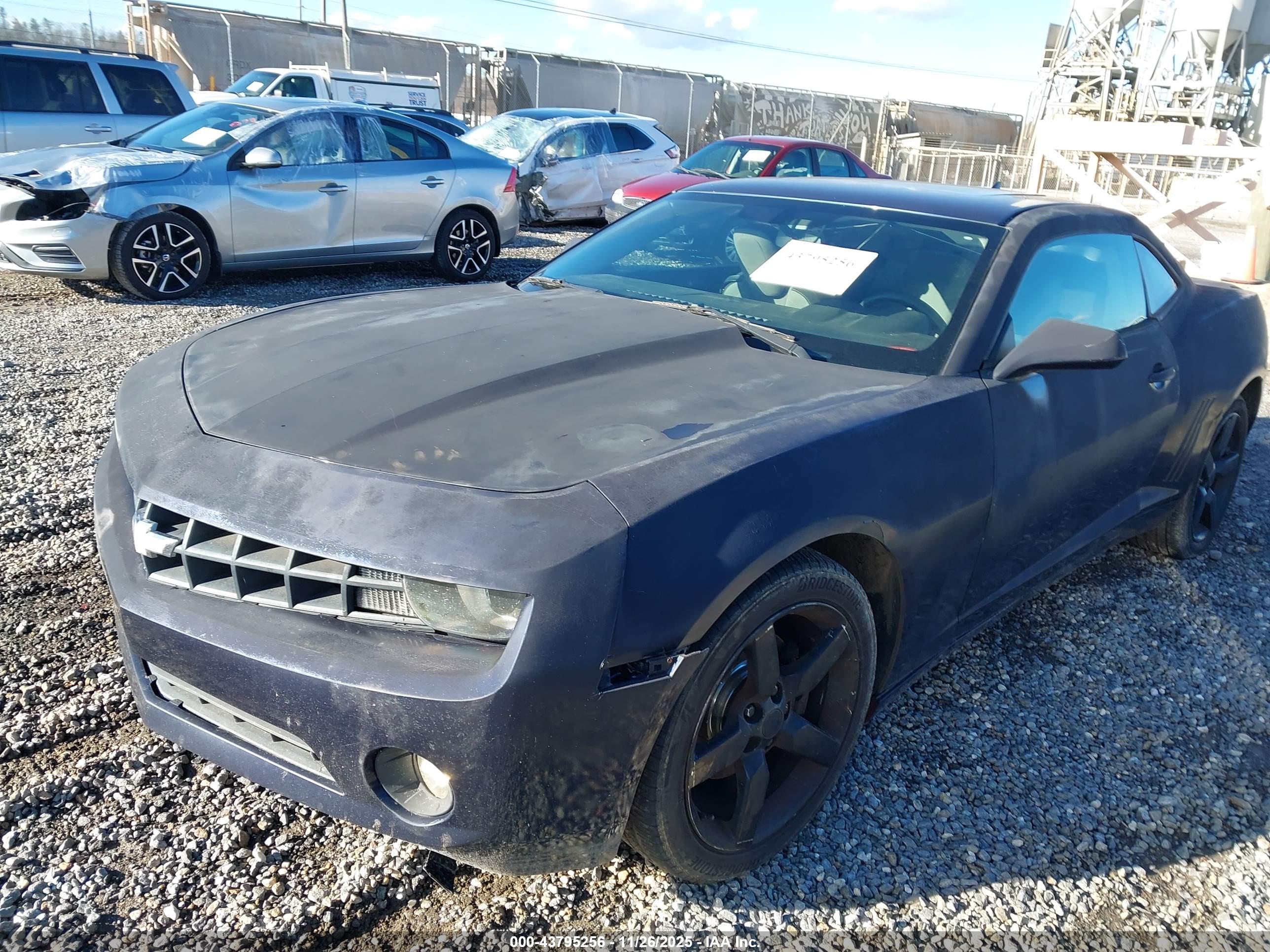 CHEVROLET CAMARO image 2