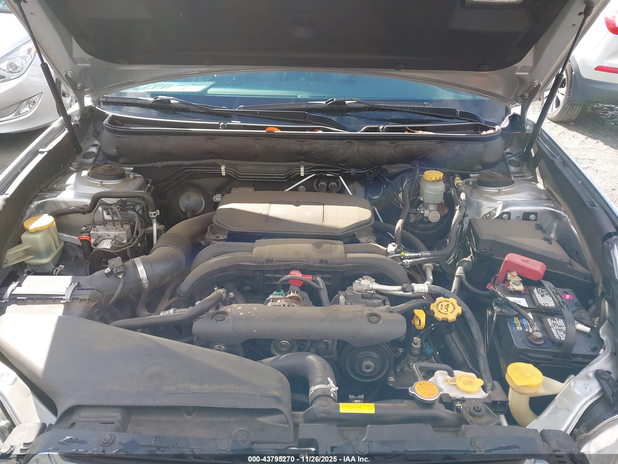 SUBARU OUTBACK image 10