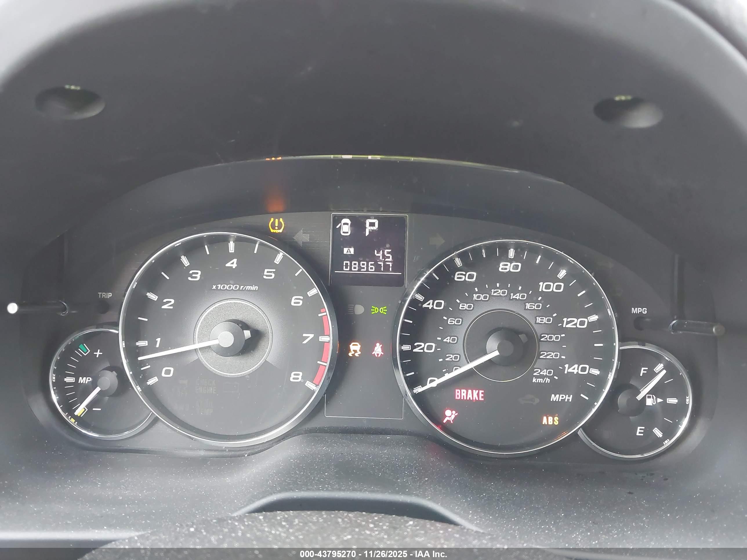 SUBARU OUTBACK image 7