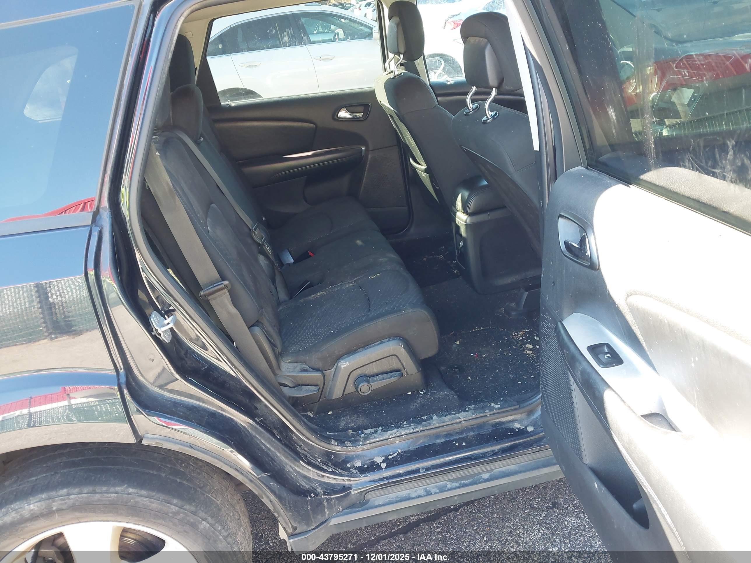 DODGE JOURNEY image 8