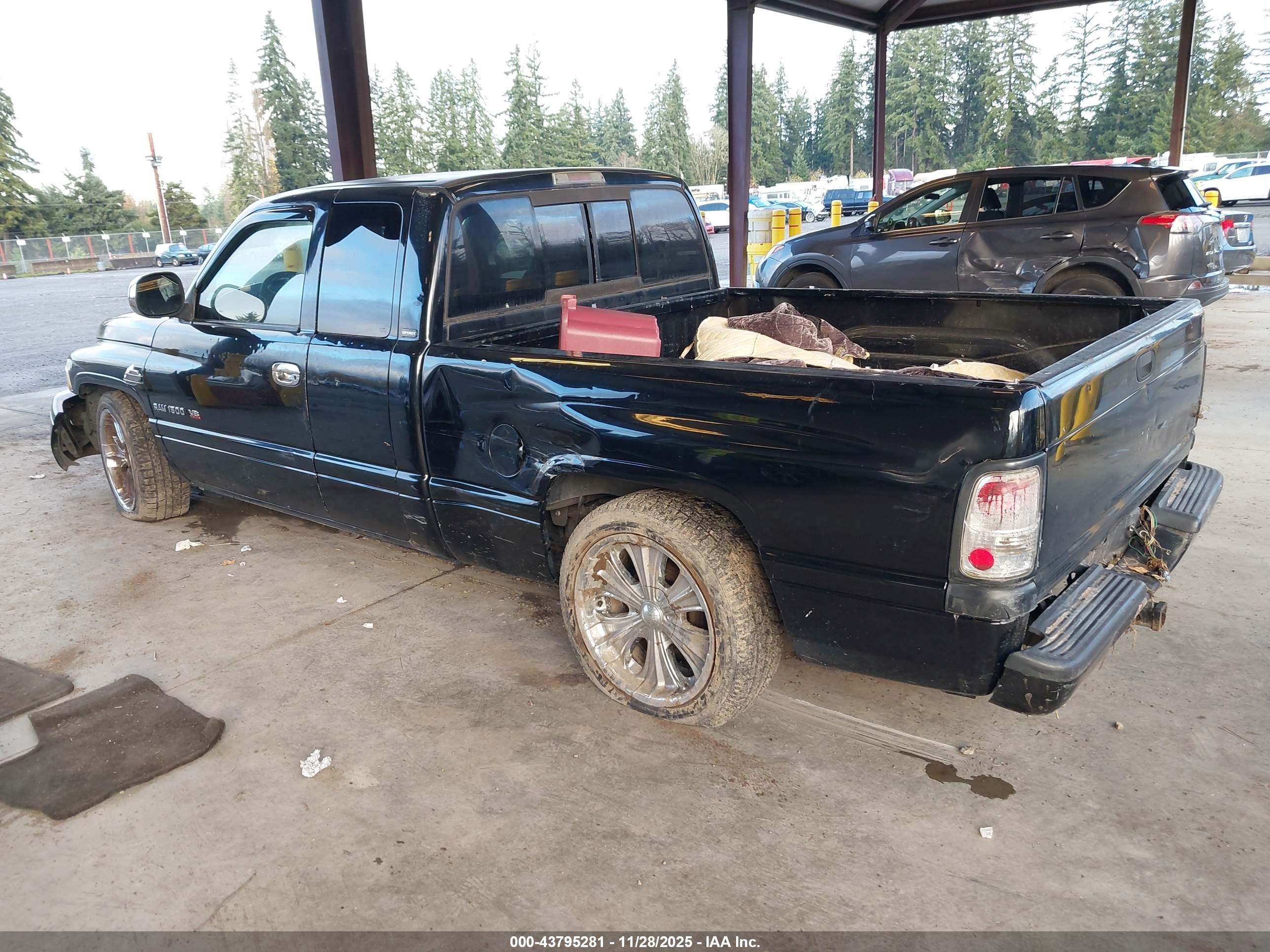 DODGE RAM image 3