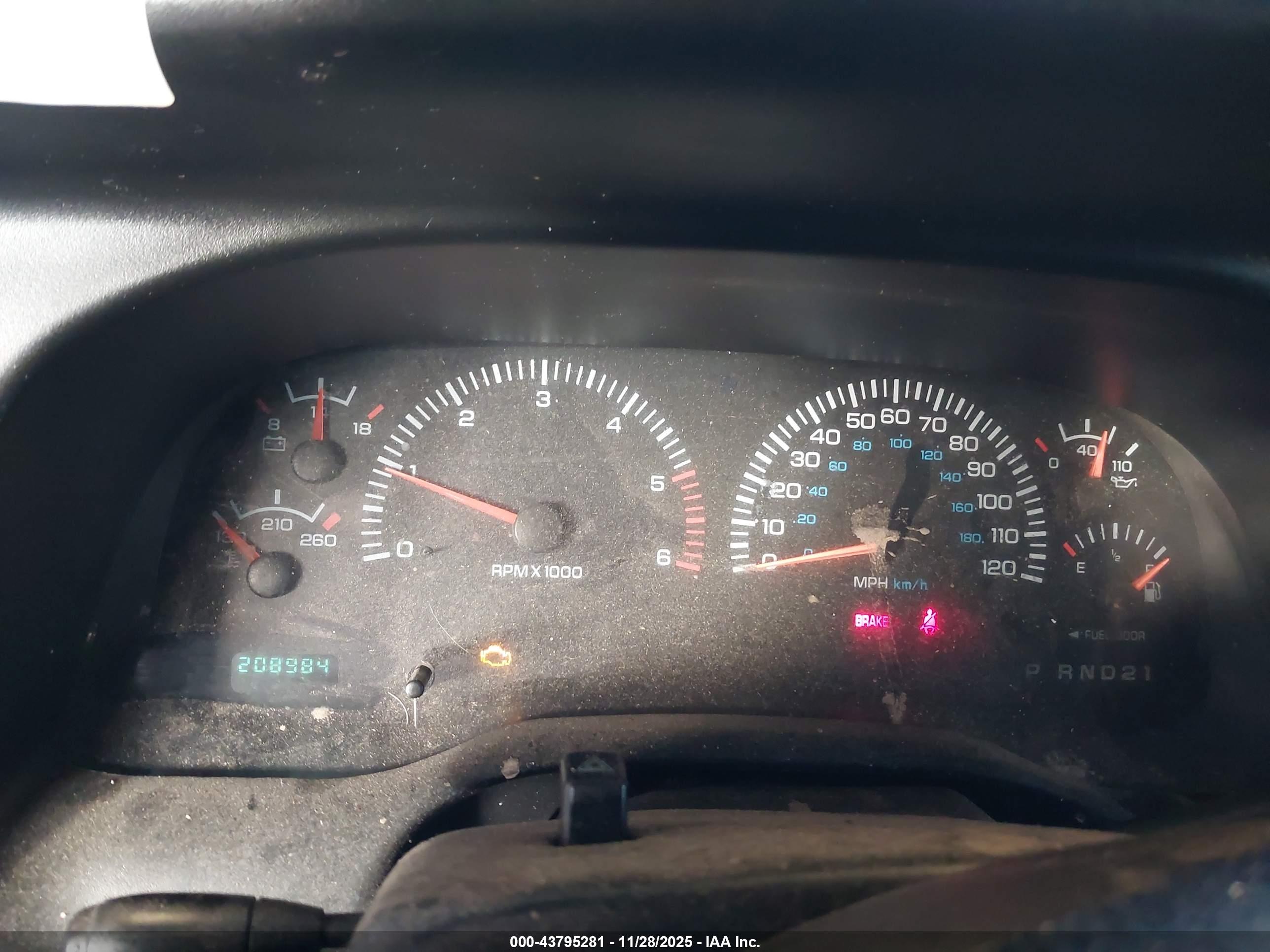 DODGE RAM image 7