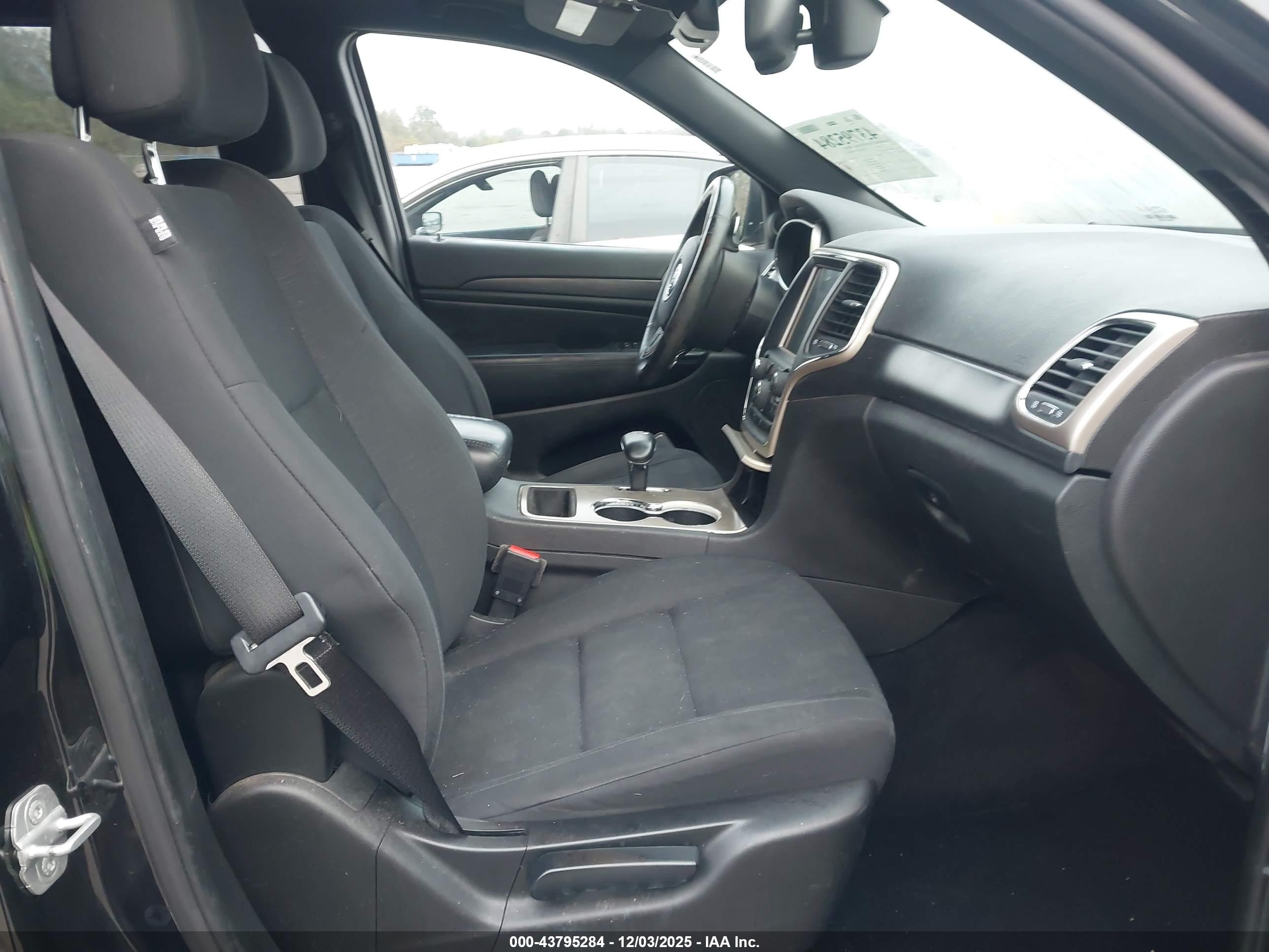 JEEP GRAND image 5