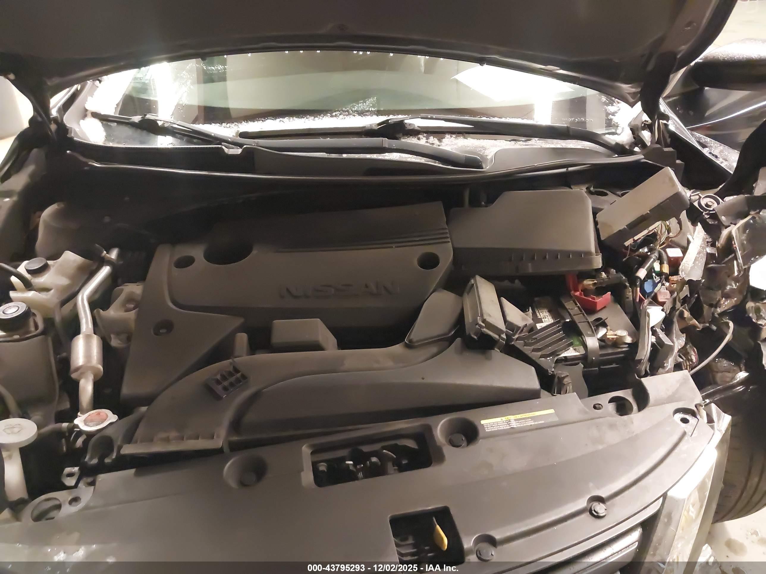 NISSAN ALTIMA image 10