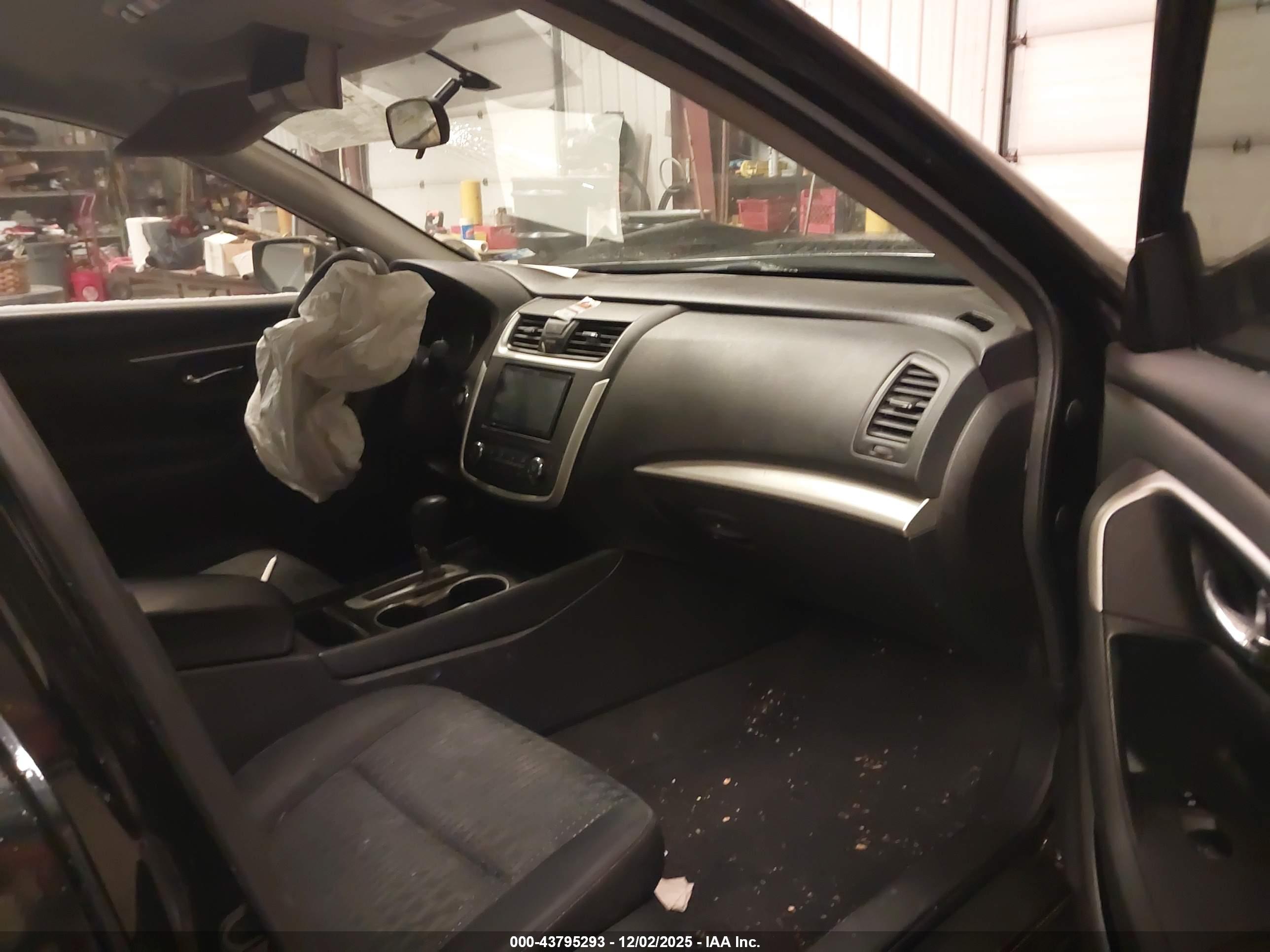 NISSAN ALTIMA image 5