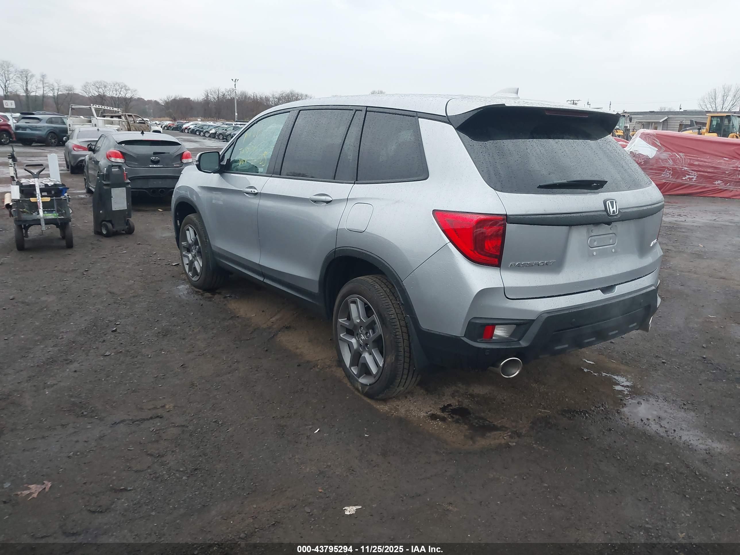 HONDA PASSPORT image 3
