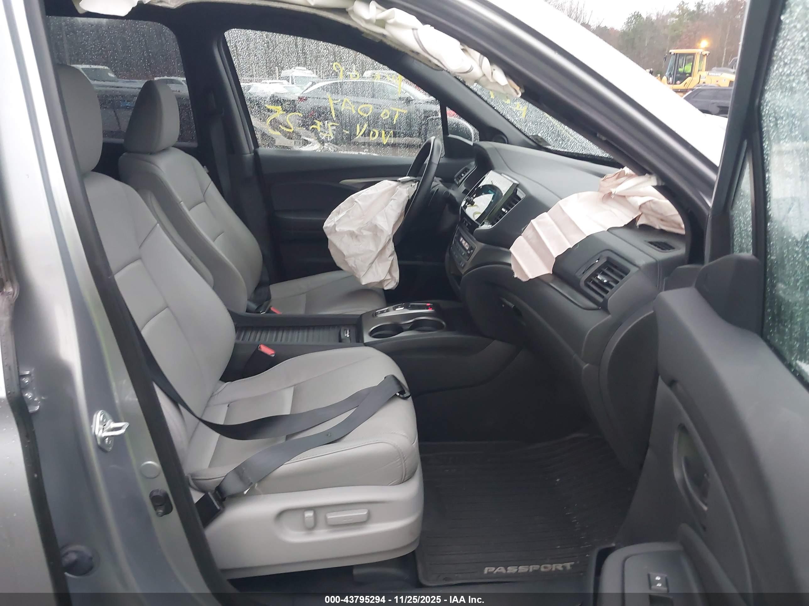 HONDA PASSPORT image 5