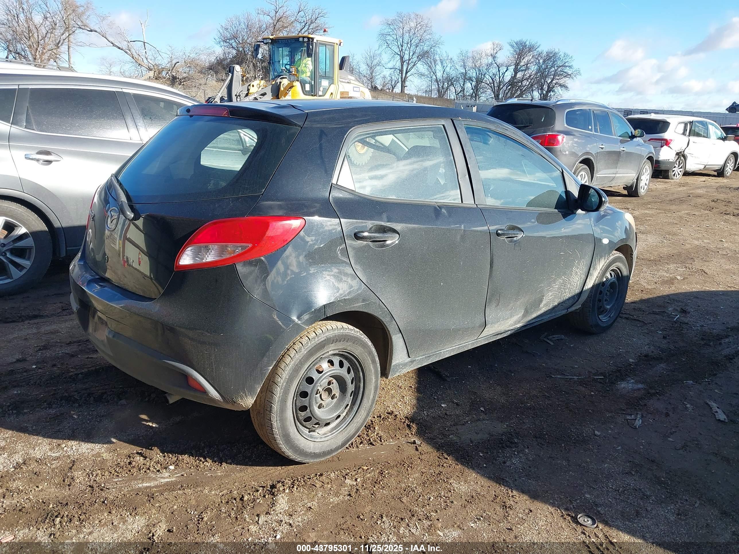 MAZDA MAZDA2 image 4
