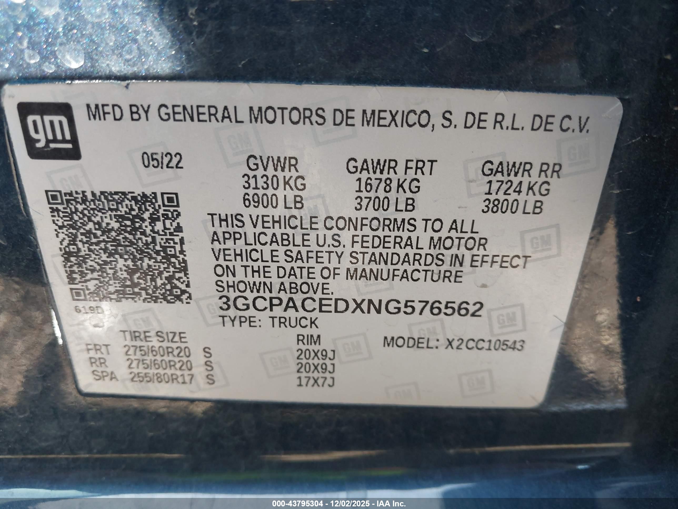 CHEVROLET SILVERADO image 9