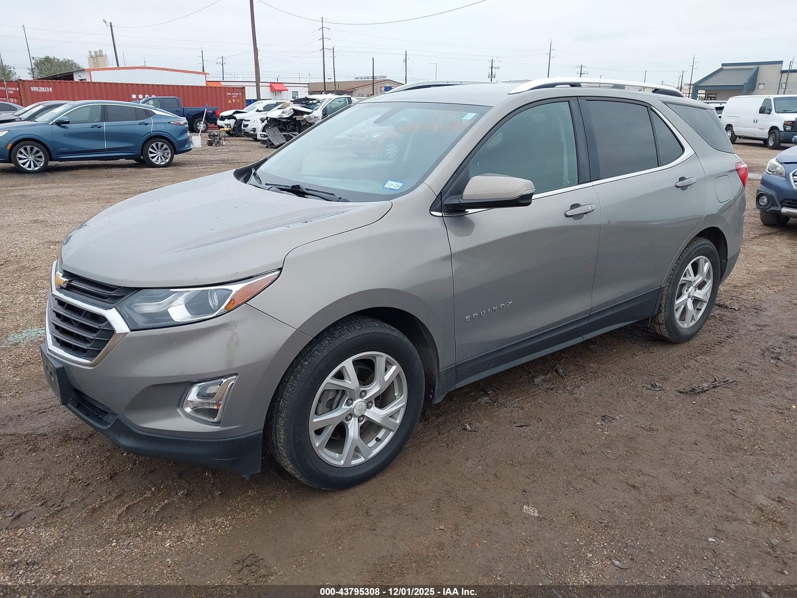CHEVROLET EQUINOX image 2