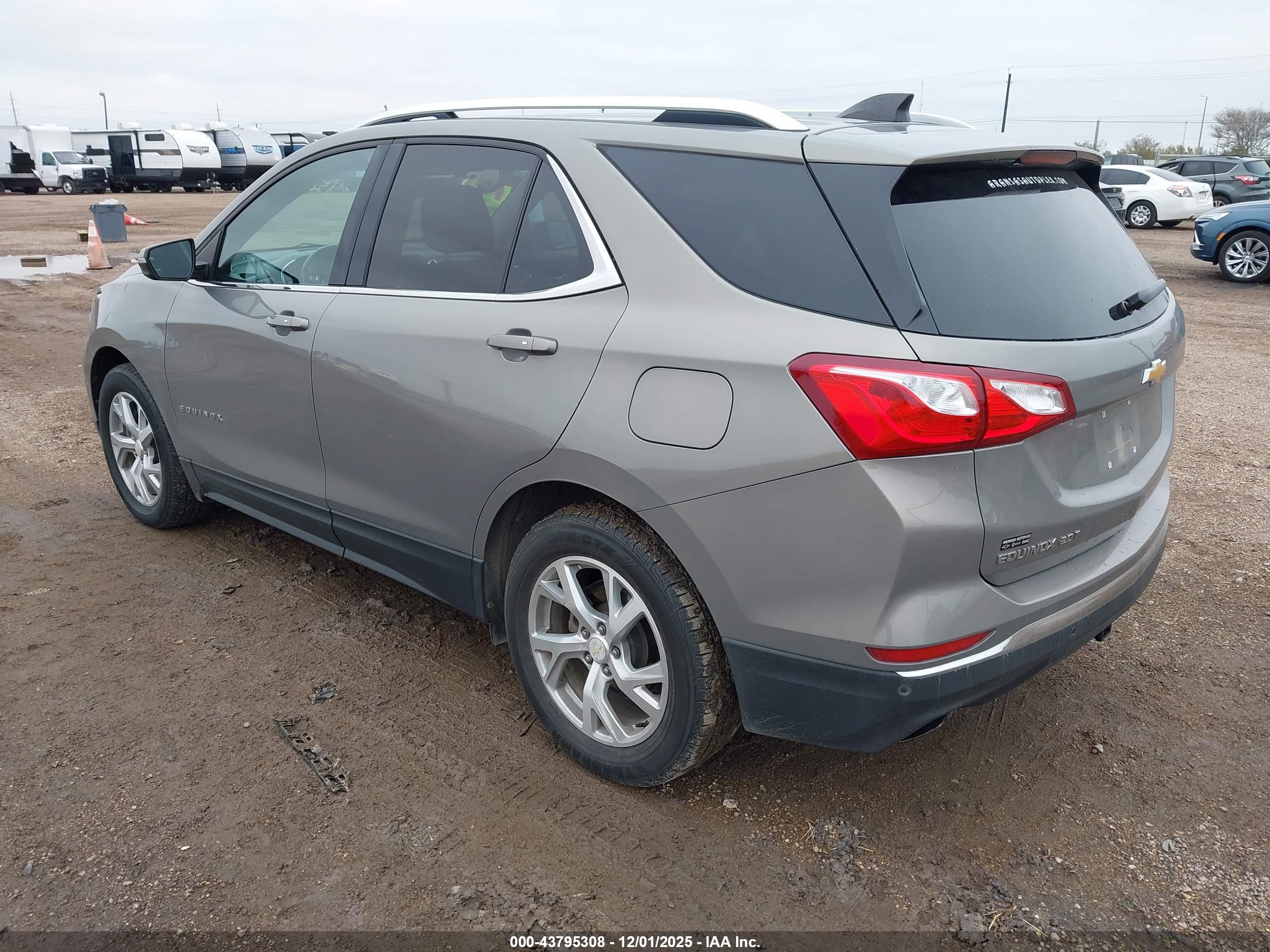 CHEVROLET EQUINOX image 3