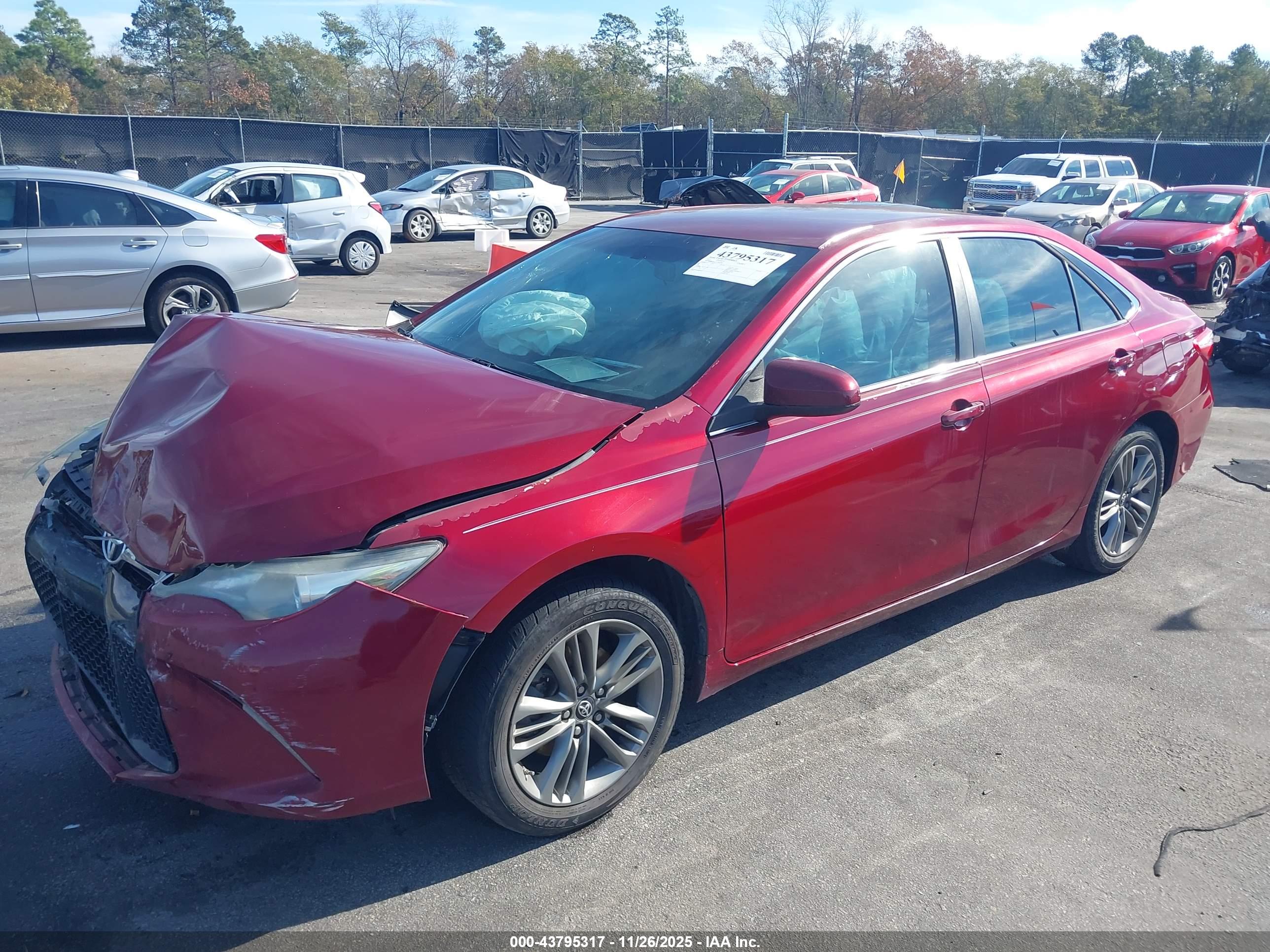 TOYOTA CAMRY image 2
