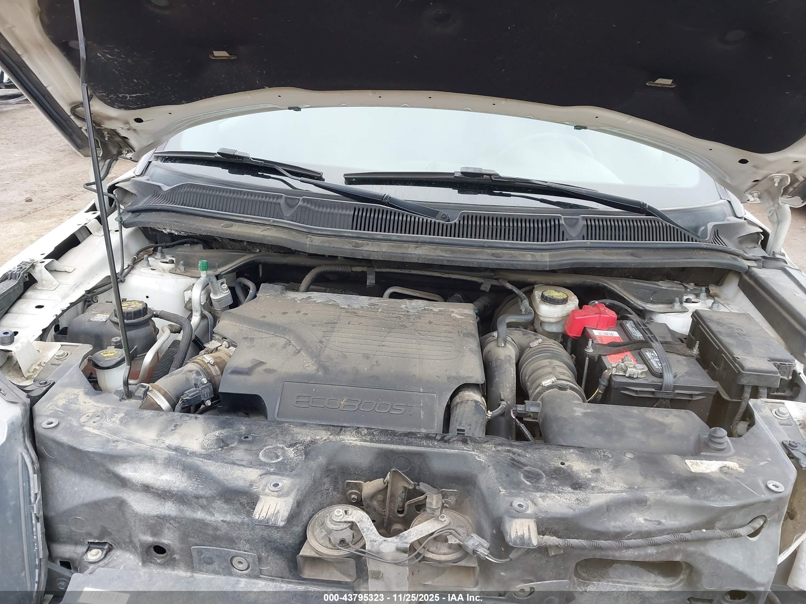 FORD EXPLORER image 10
