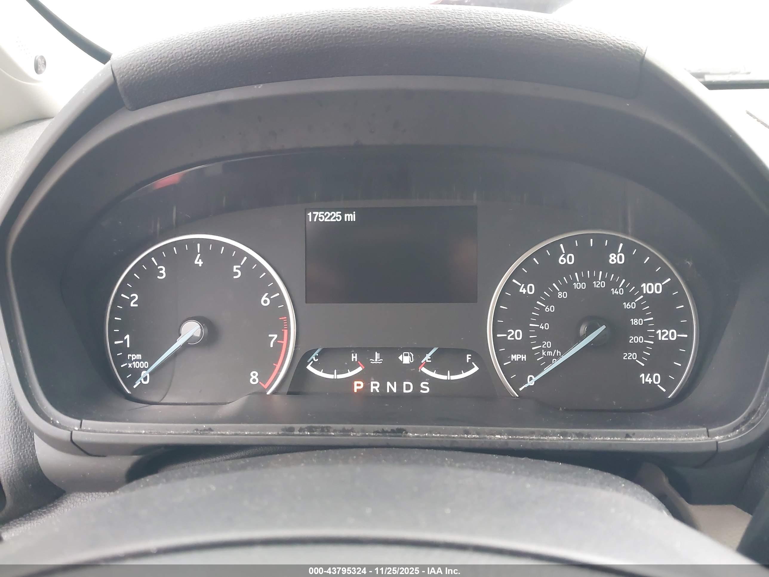 FORD ECOSPORT image 7