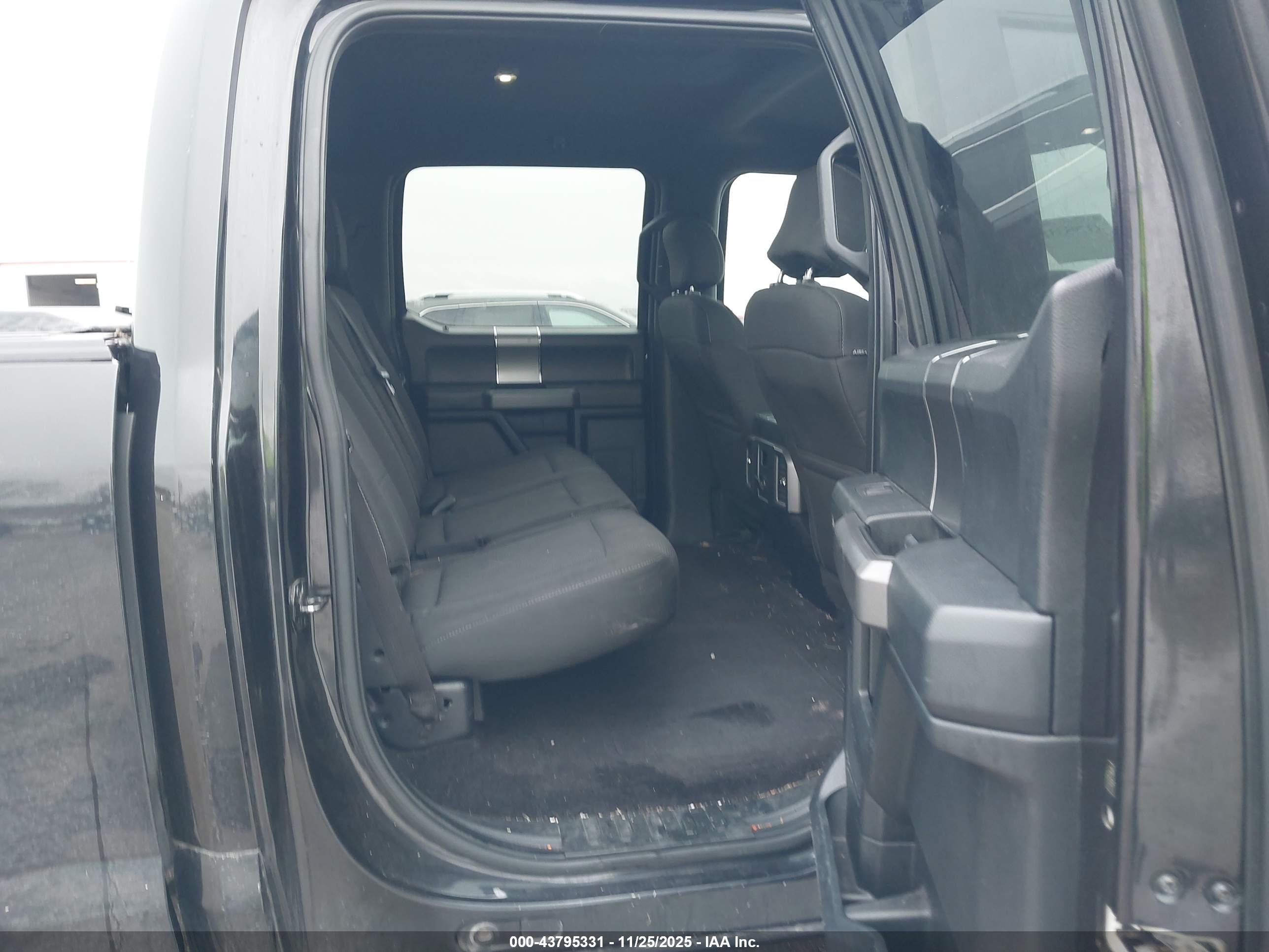 FORD F-150 image 8