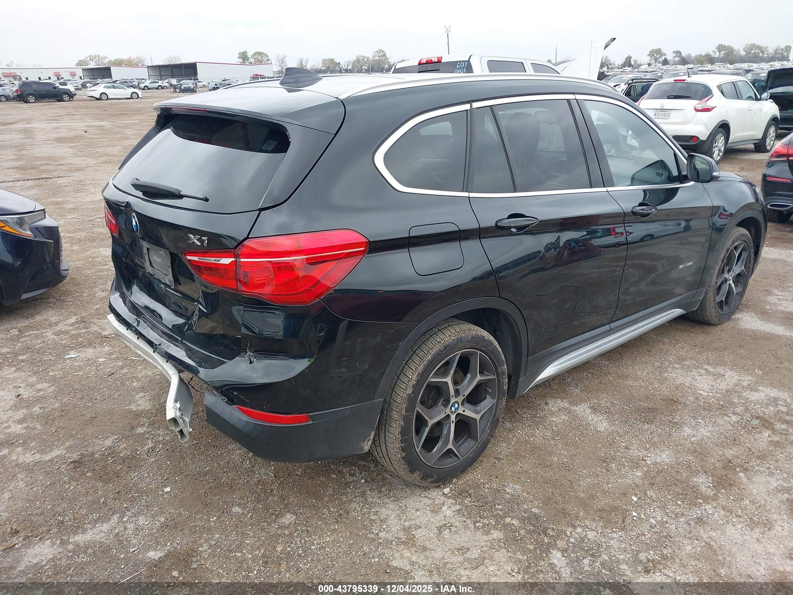 BMW X1 image 4