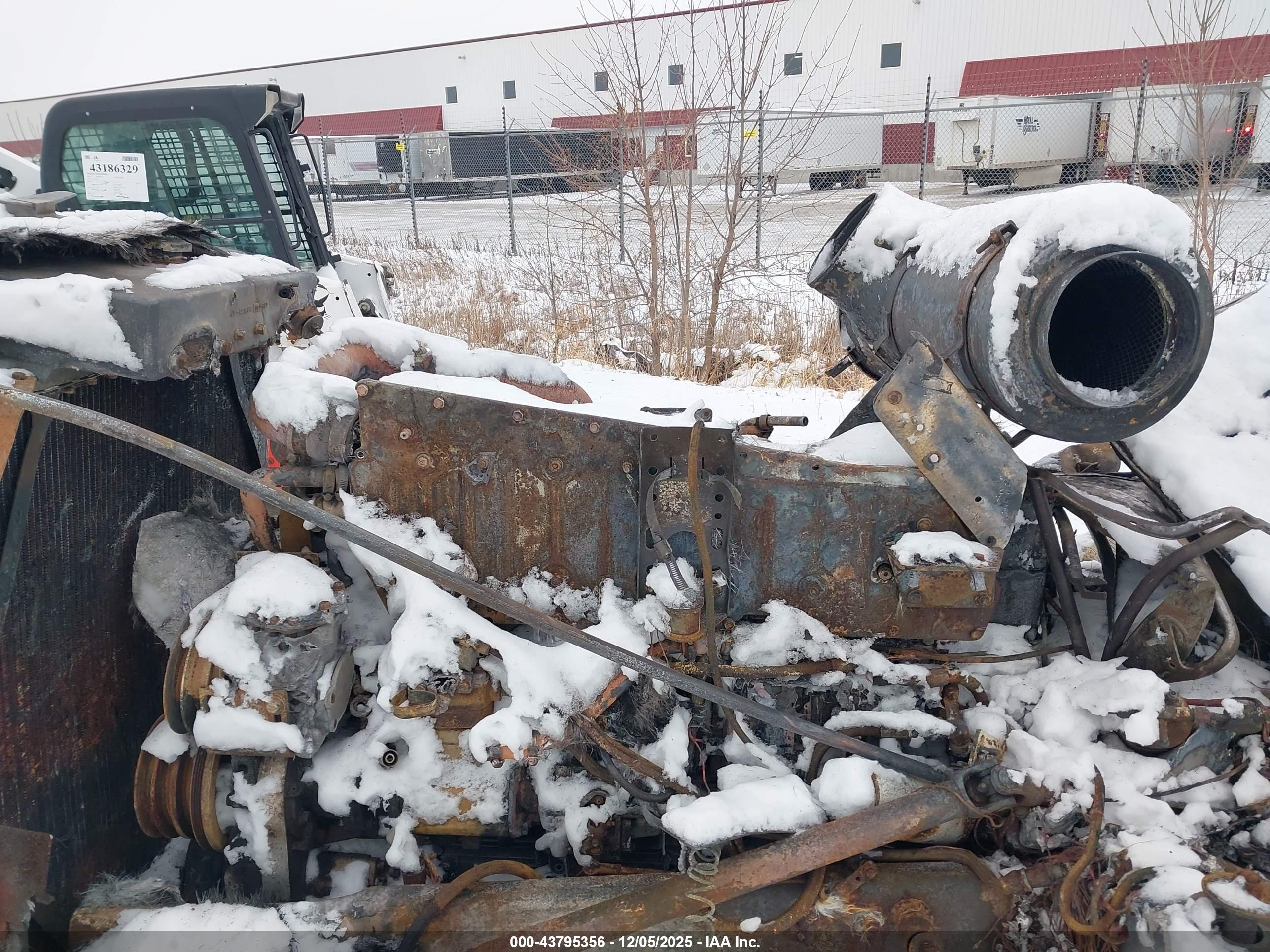 PETERBILT 377 image 10