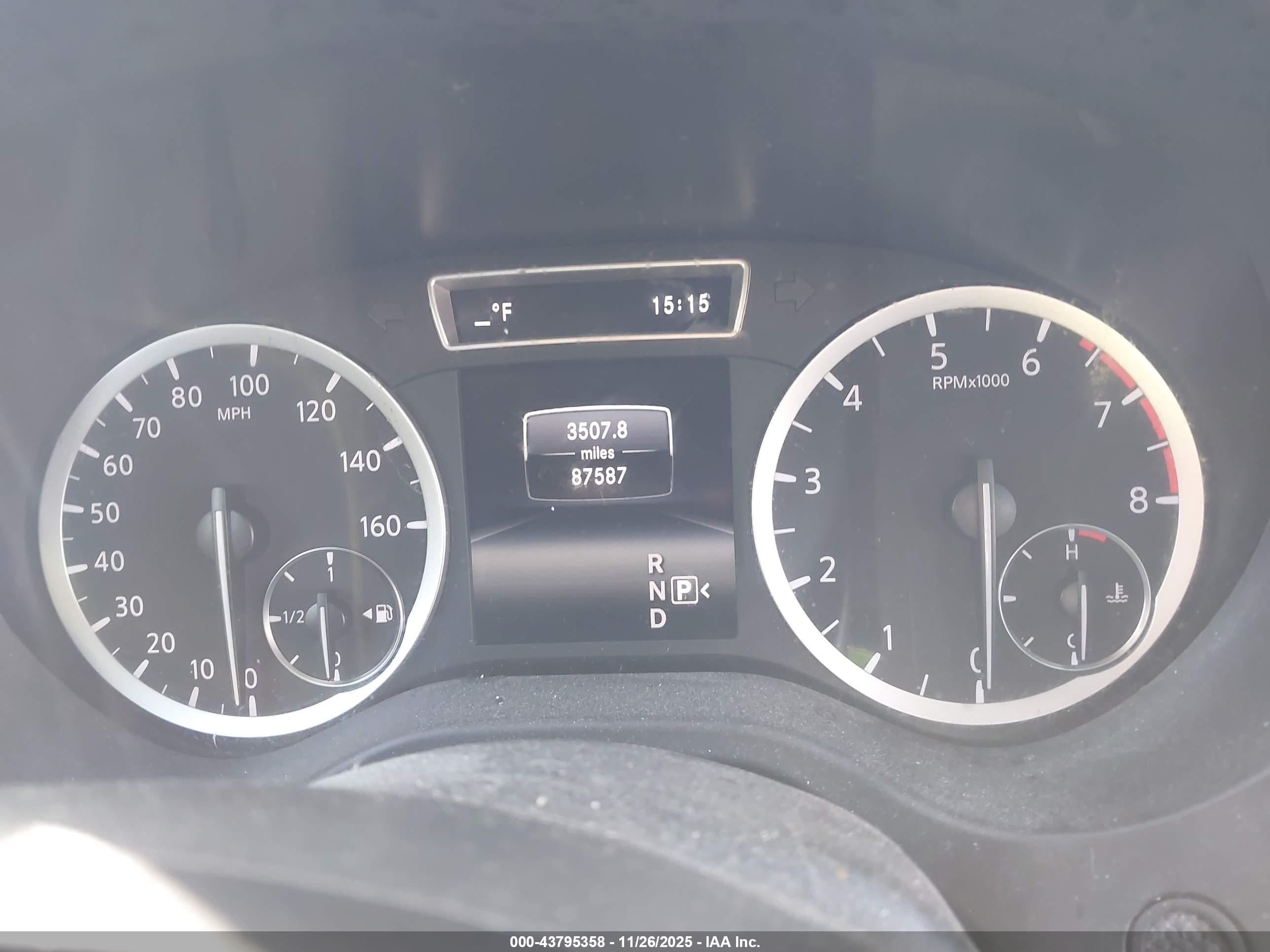 INFINITI QX30 image 7