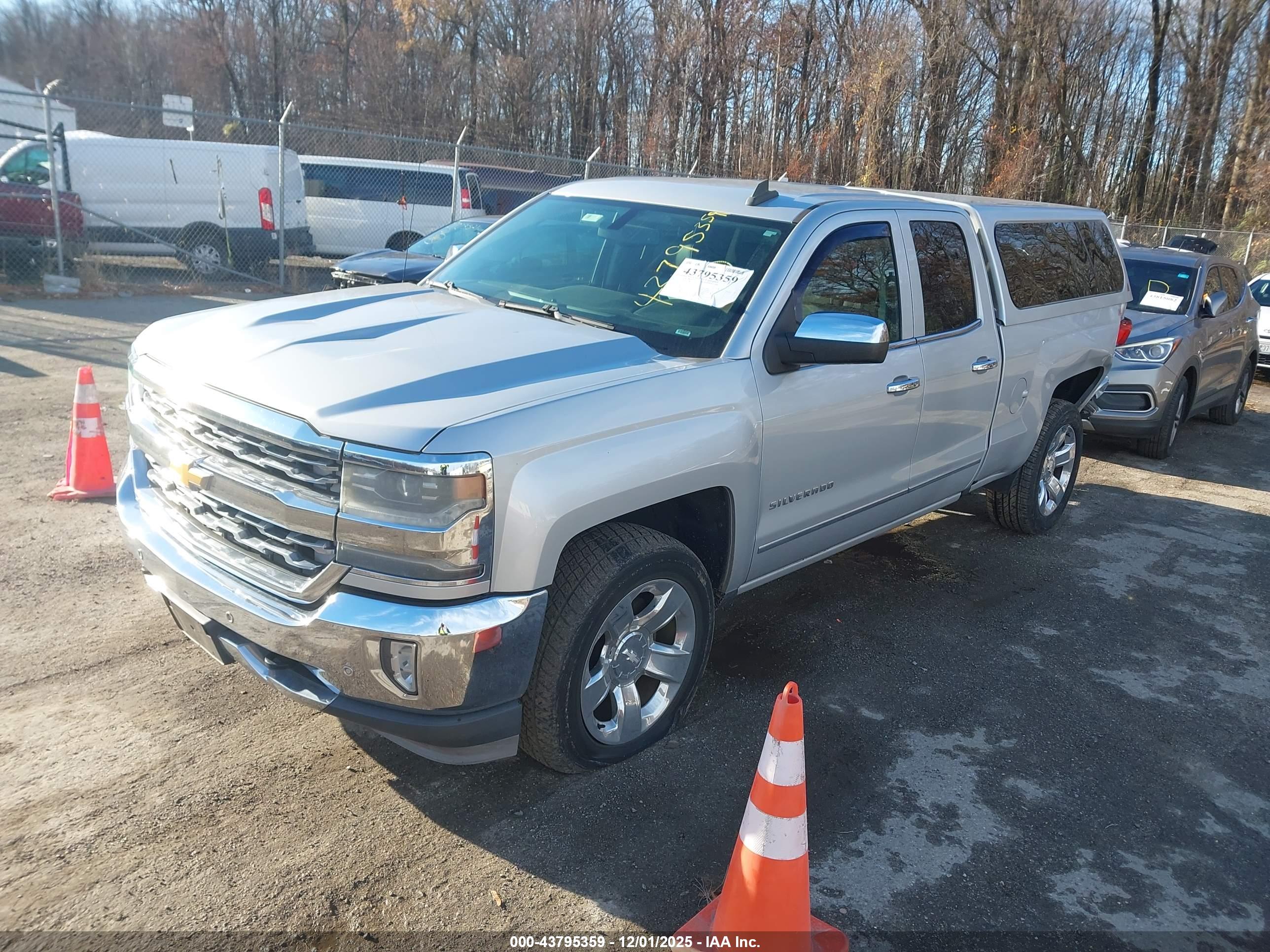 CHEVROLET SILVERADO image 2