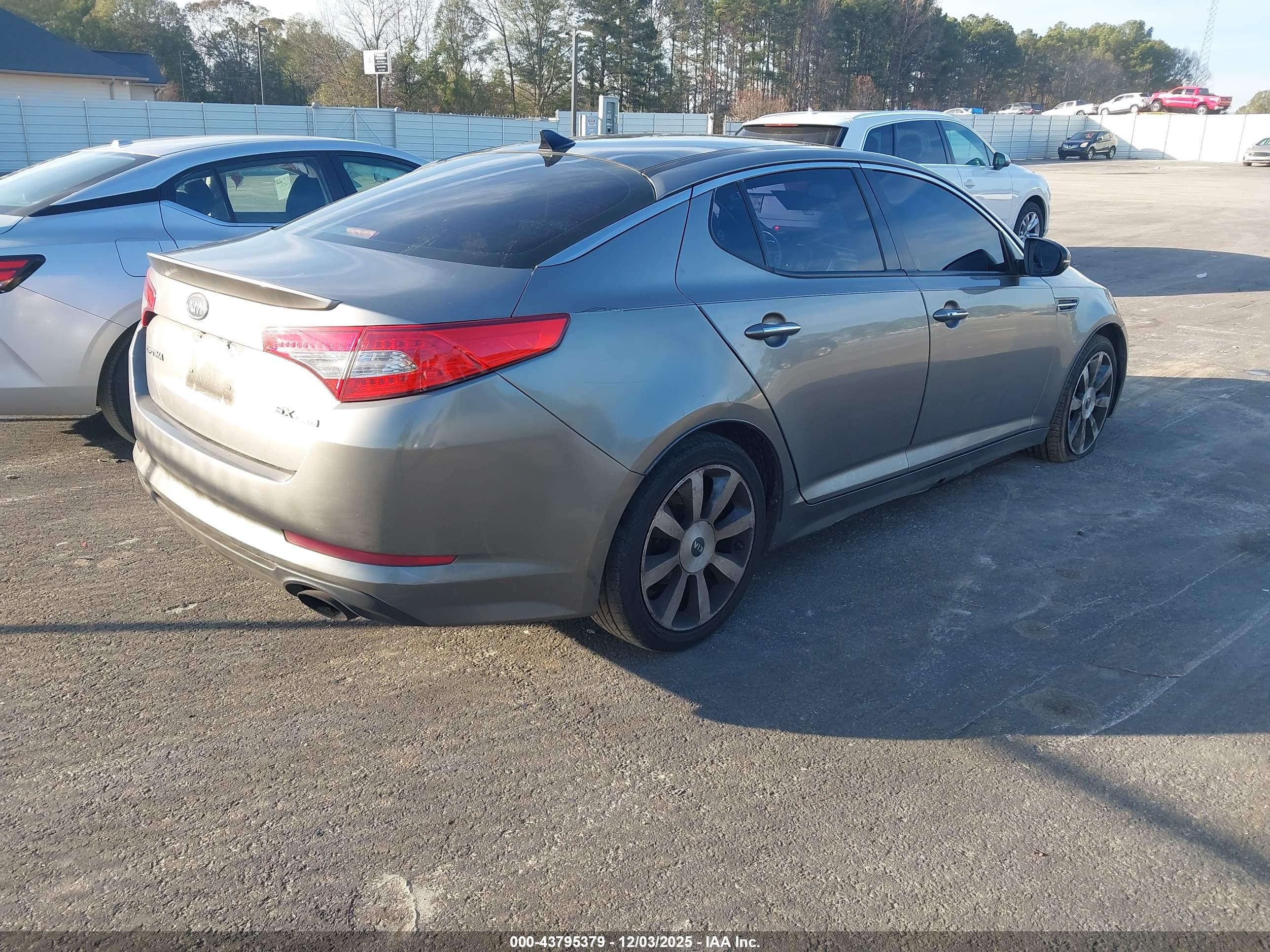 KIA OPTIMA image 4