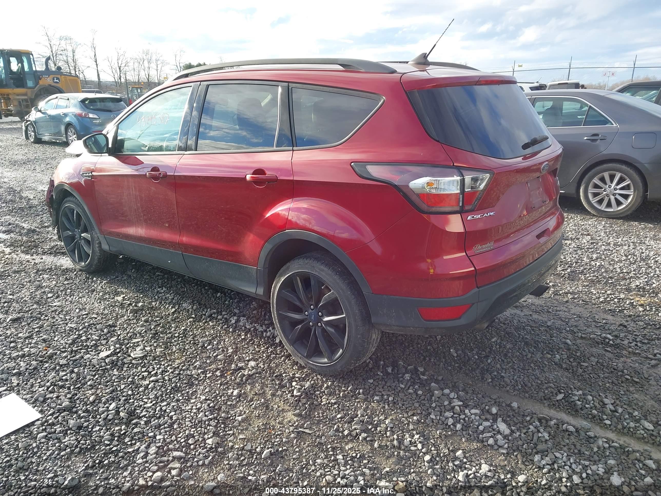 FORD ESCAPE image 3