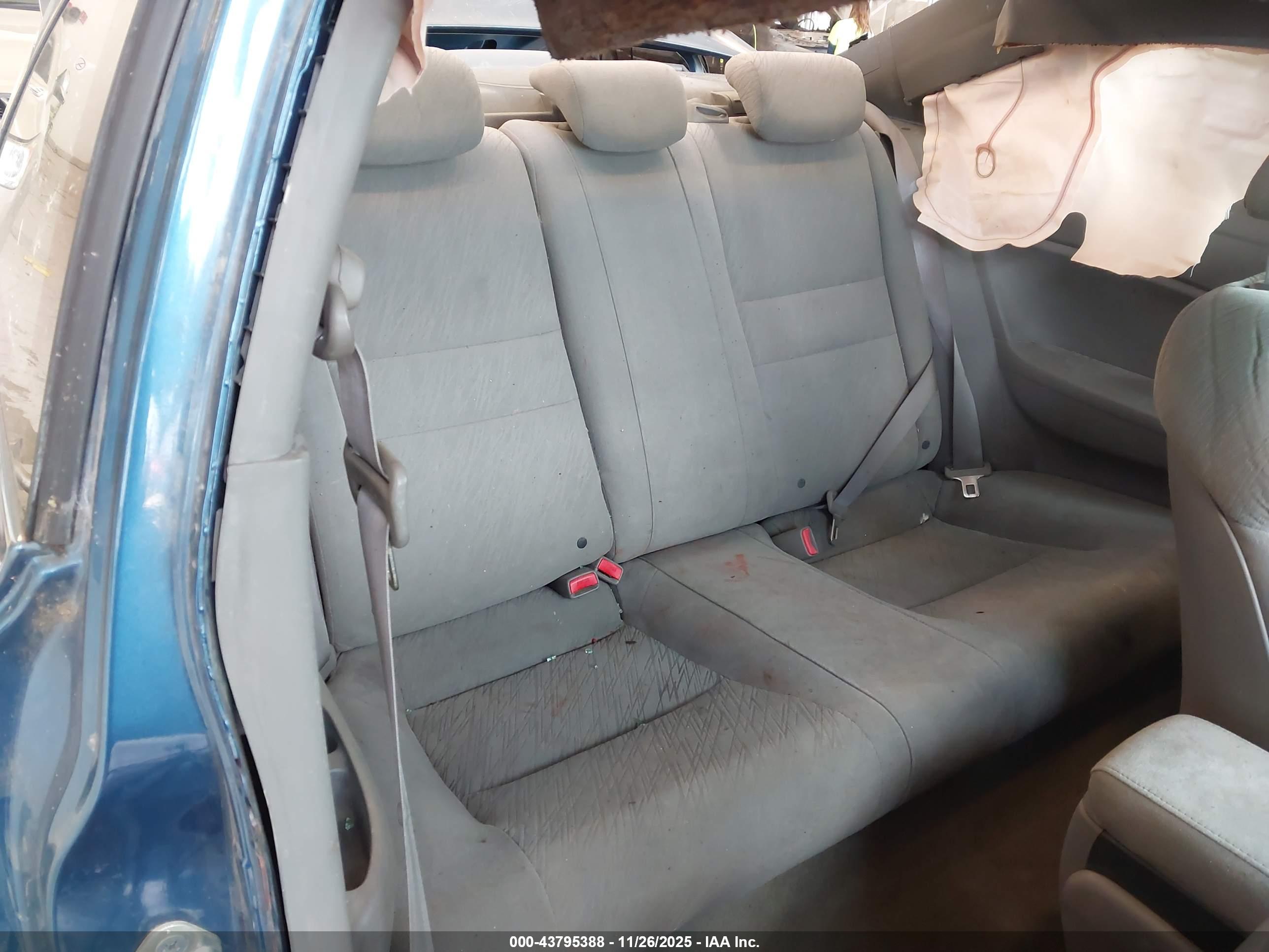 HONDA CIVIC image 8