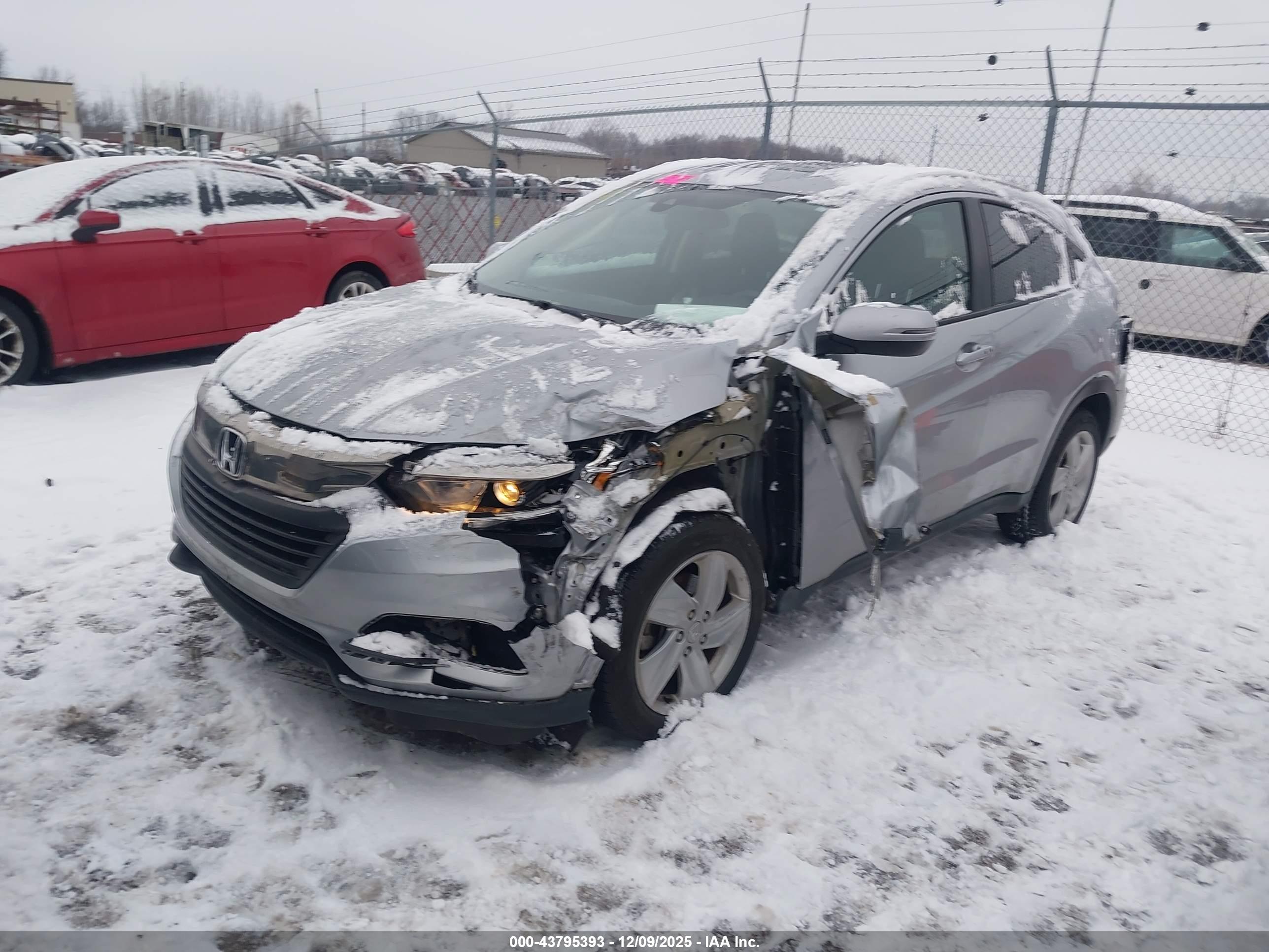 HONDA HR-V image 2