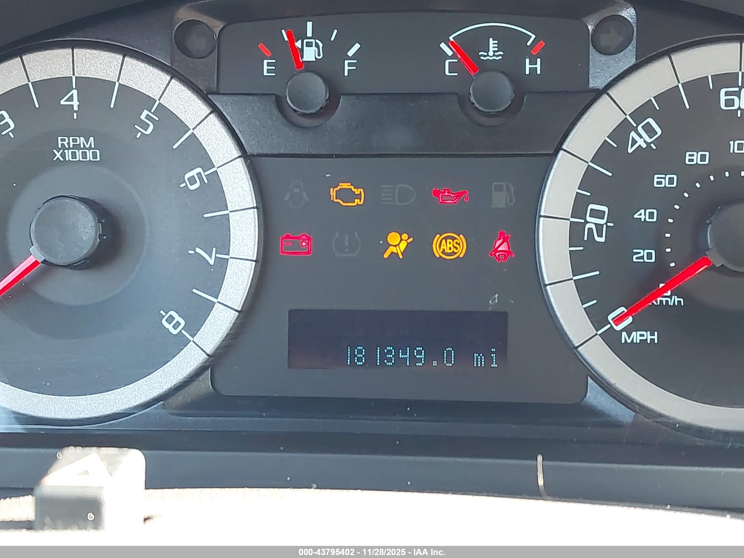 FORD ESCAPE image 7