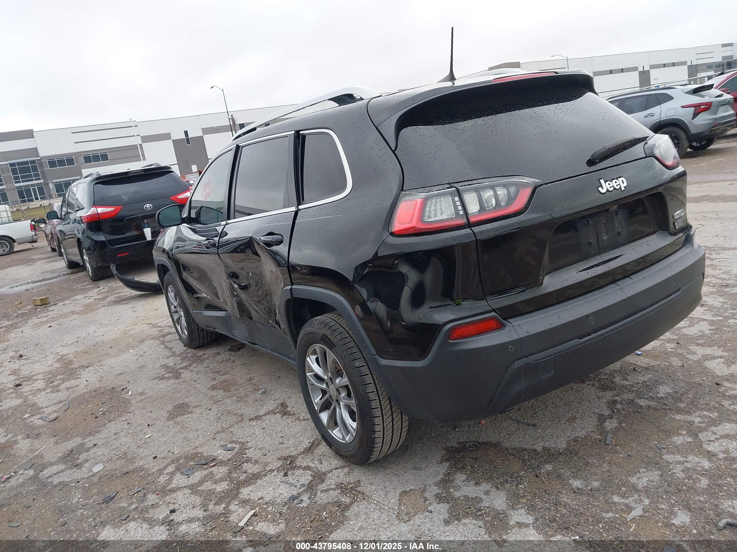 JEEP CHEROKEE image 3